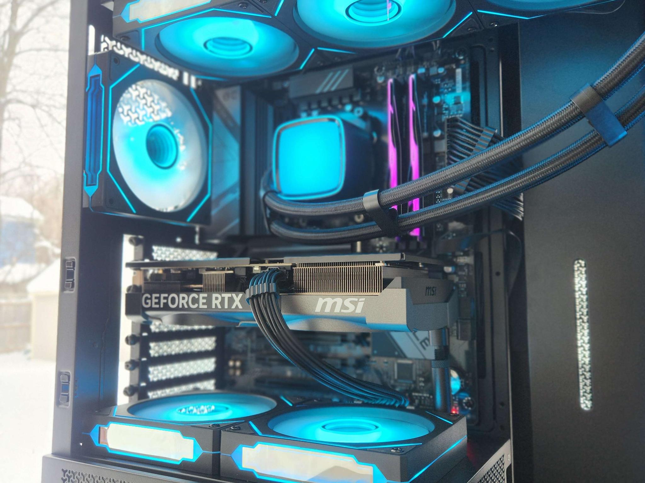 🍀RTX 5070 | Ryzen 7 7700X | 32GB DDR5 | 2TB NVMe | WiFi | Windows 11