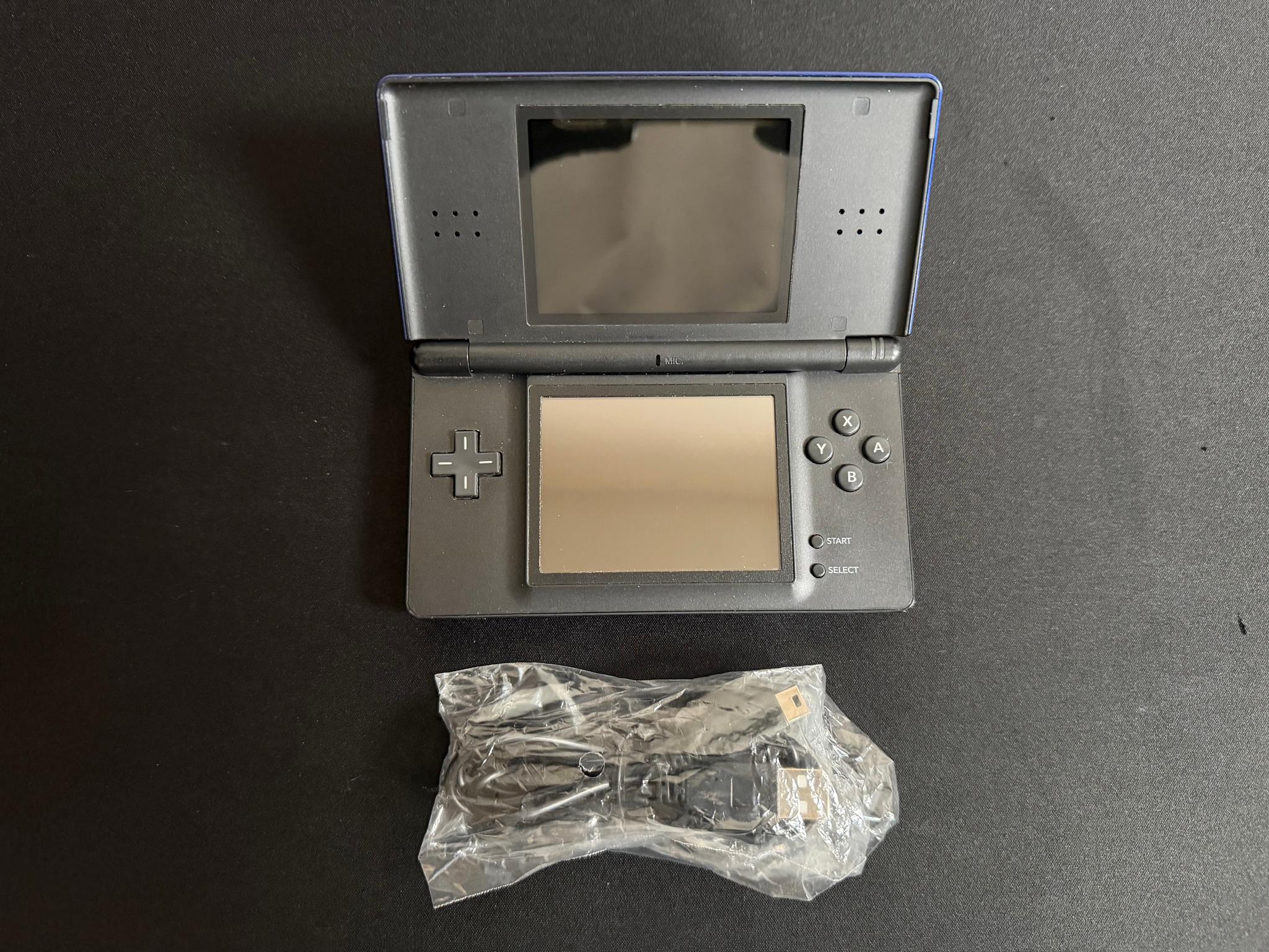 Nintendo DS Lite Handheld System - Blue Cobalt/Black - W/ Stylus & Charger