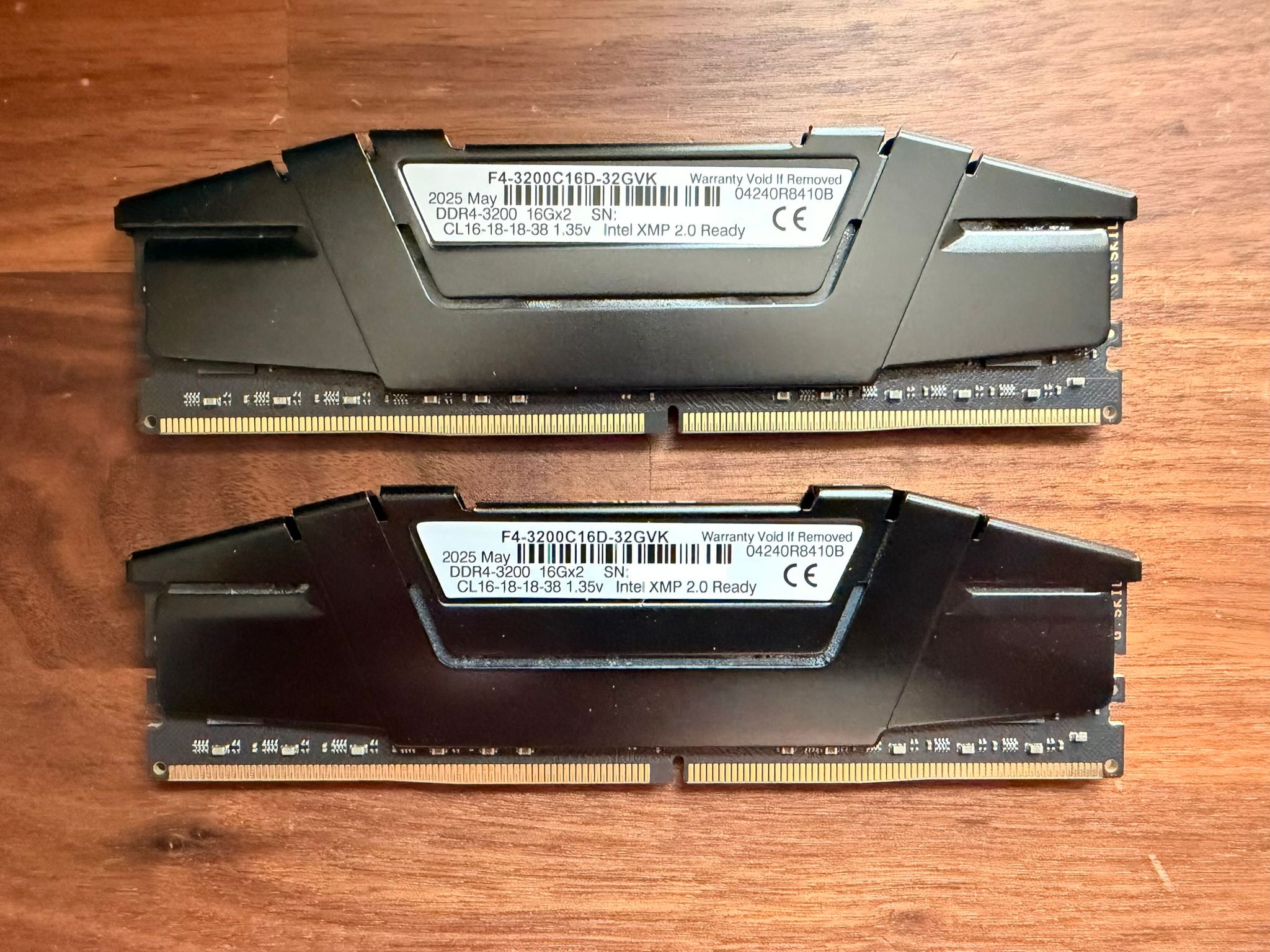G.Skill Ripjaws V 32 GB (2 x 16 GB) DDR4-3200 CL16 Memory
