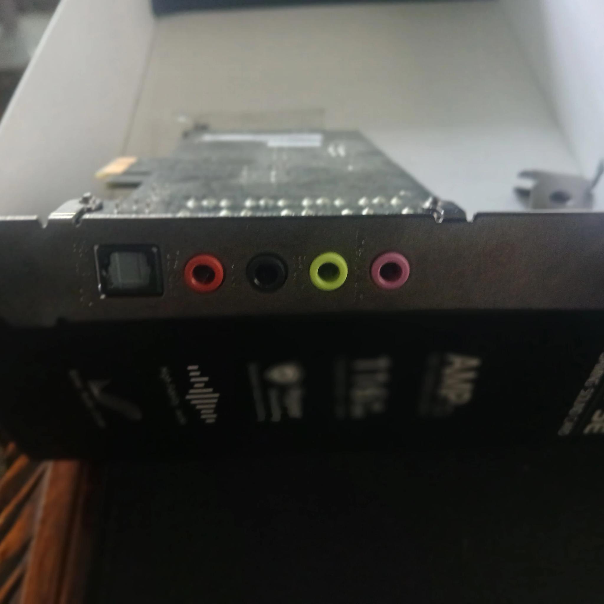 ASUS XONAR SE 5.1 Channel 192kHz/24-bit Hi-Res 116dB SNR PCIe Gaming Sound Card
