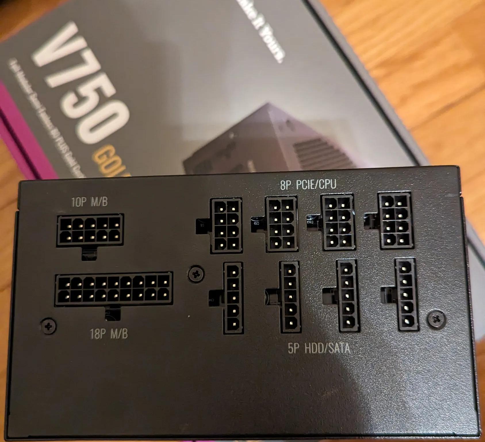 Cooler Master V750 Gold V2 Full Modular,750W, 80+ Gold Efficiency, Semi-fanless