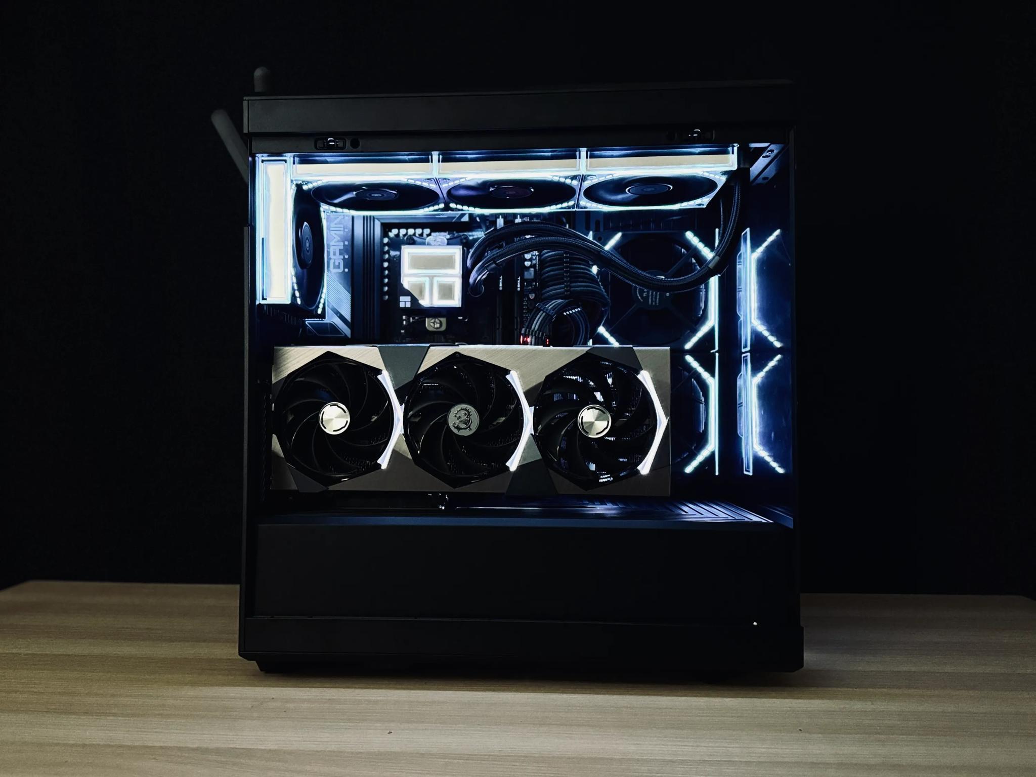 🏮SOLARIS | 4K GAMING PC : RTX 4070TI, Ryzen 7 7700X, 32GB DDR5, 2TB SSD, WIFI