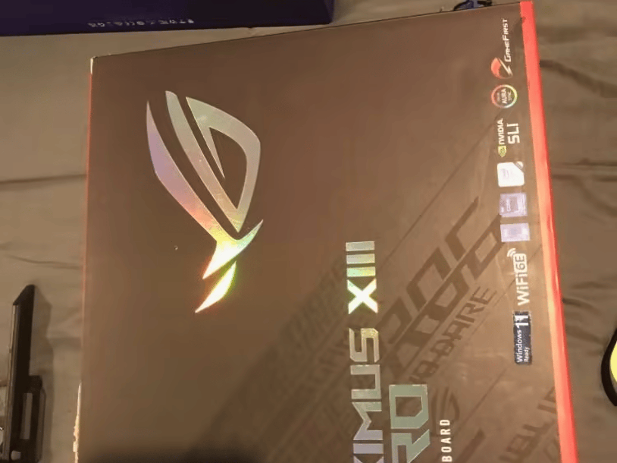 ASUS ROG MAXIMUS XIII HERO Z590 GAMING MOTHERBOARD LGA1200 socket