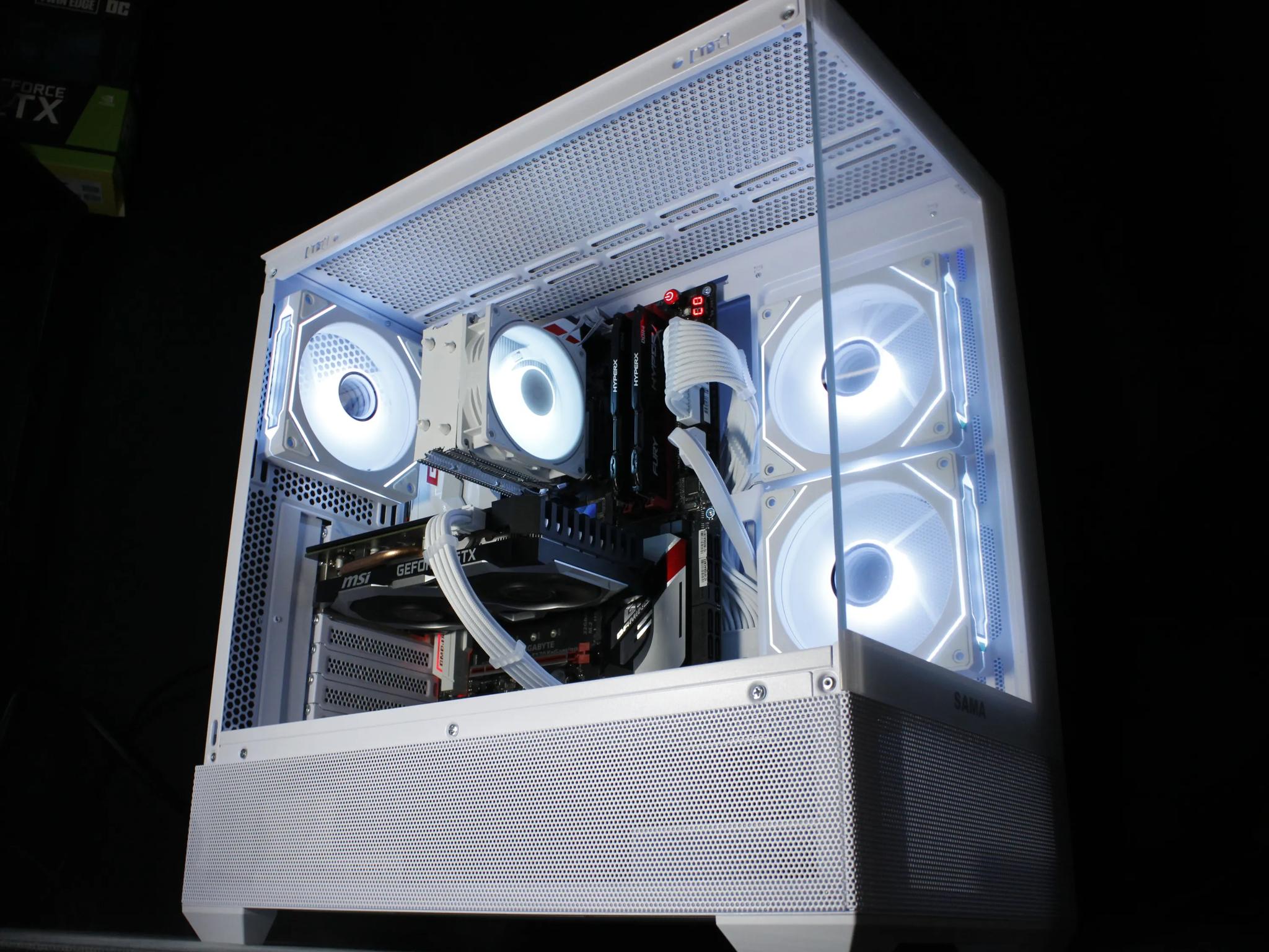 White Gaming PC [GTX 1660 Super][i7 7700K]