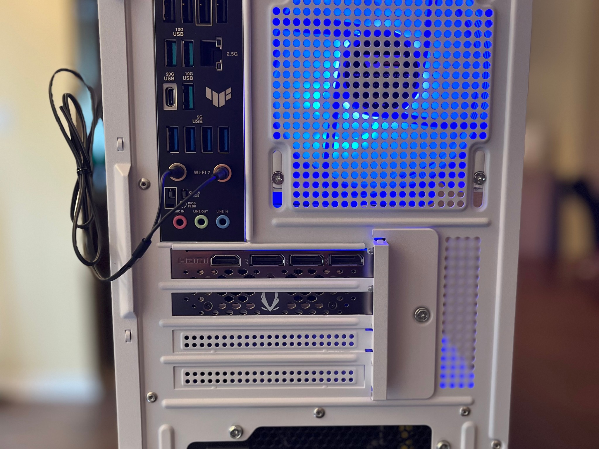 RTX 4060 TI 8GB | Ryzen 5 7600X | Corsair DDR5 RGB 32GB 6000 (2x16) | 2TB NVME | WIFI | (April 2026)