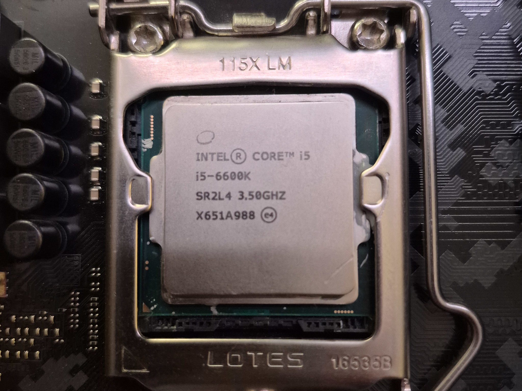 ASUS TUF Z270 + I5 6600K + 16 GB DDR4