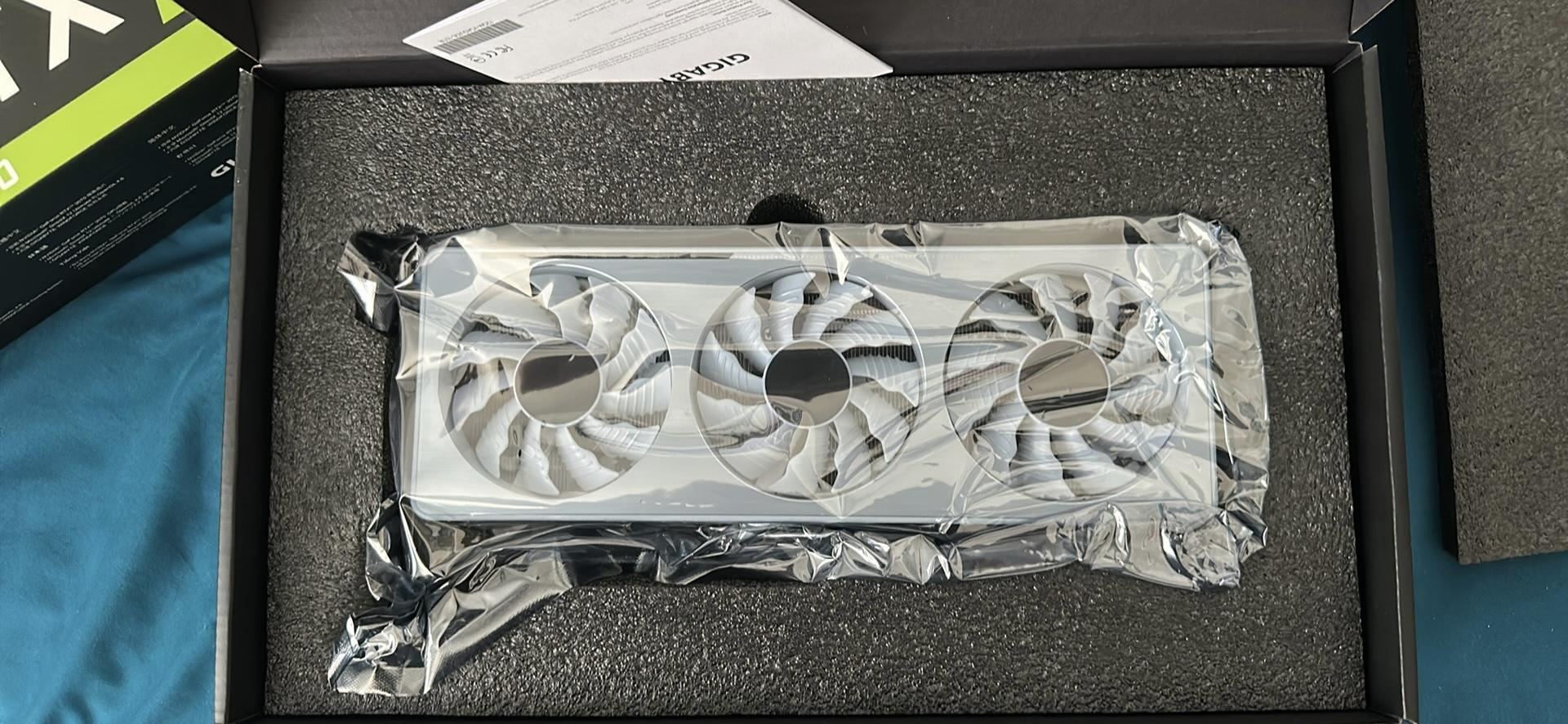 GIGABYTE GeForce RTX 3070 VISION OC 8GB