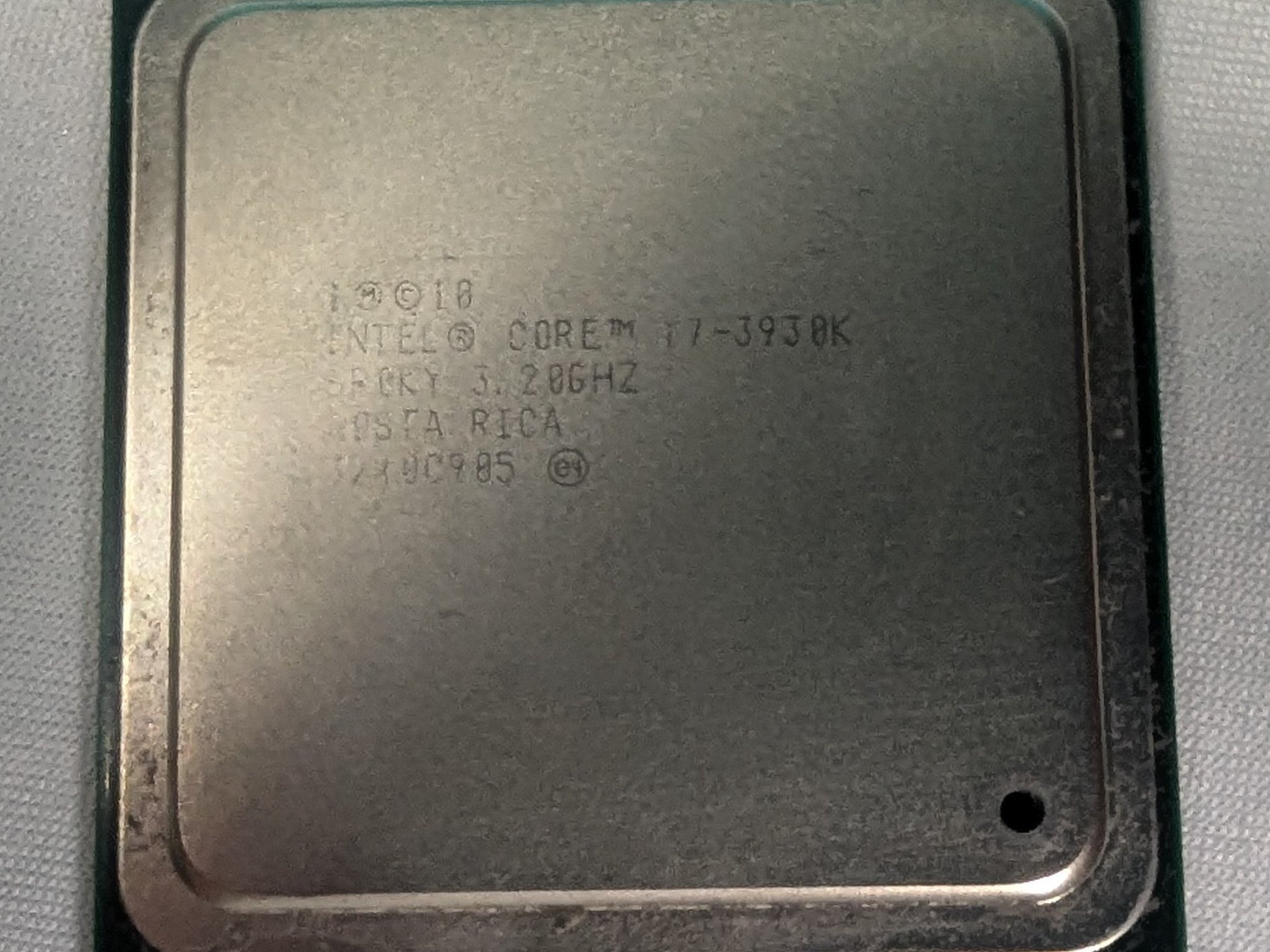 i7-3930k CPU. LGA 2011. Free ship!