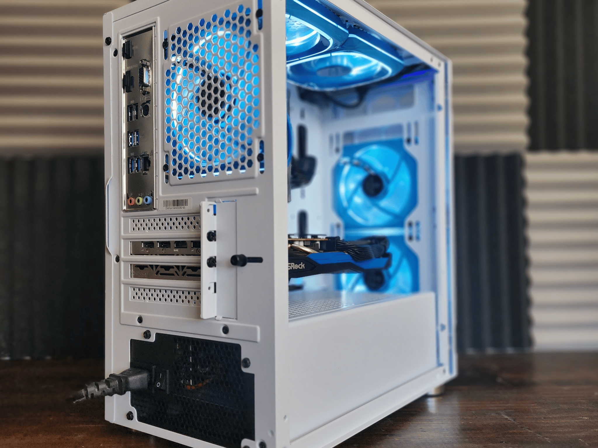 🤍🥶🤍 AMD Ryzen 5 3500X // ASRock Radeon RX 6600 8GB // Silicon Power Zenith 16GB 3200MHz