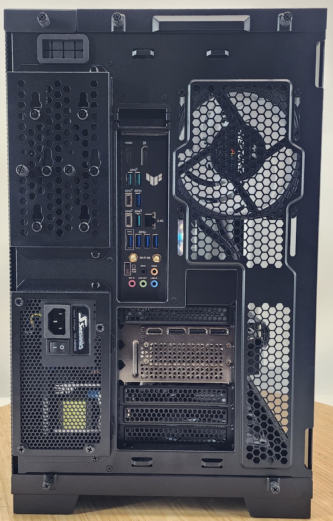 Gaming PC Ryzen 9 9950X3D 32GB RAM 2TB SSD RTX 5080 16GB Windows