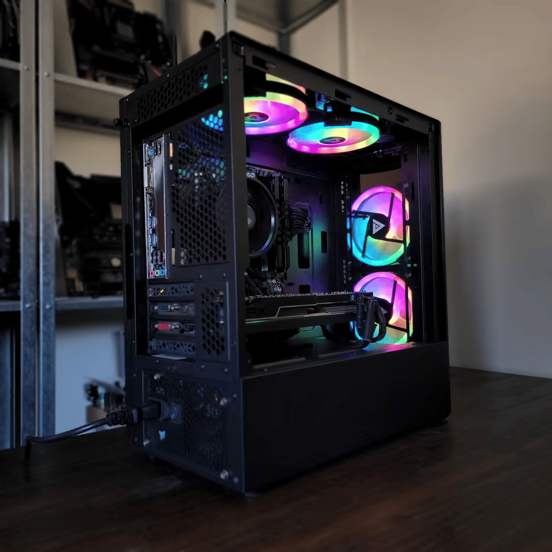 AMD Ryzen 3 1200 // AMD Radeon R9 280 3GB // Oloy 16GB 