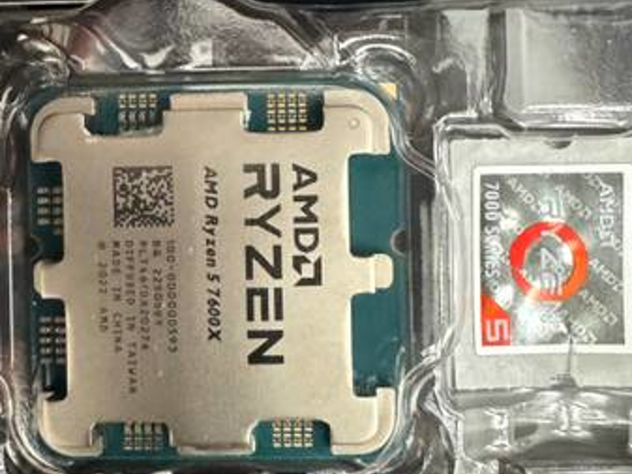 Ryzen 5 7600X 6-Core, 12-Thread Unlocked Desktop Processor