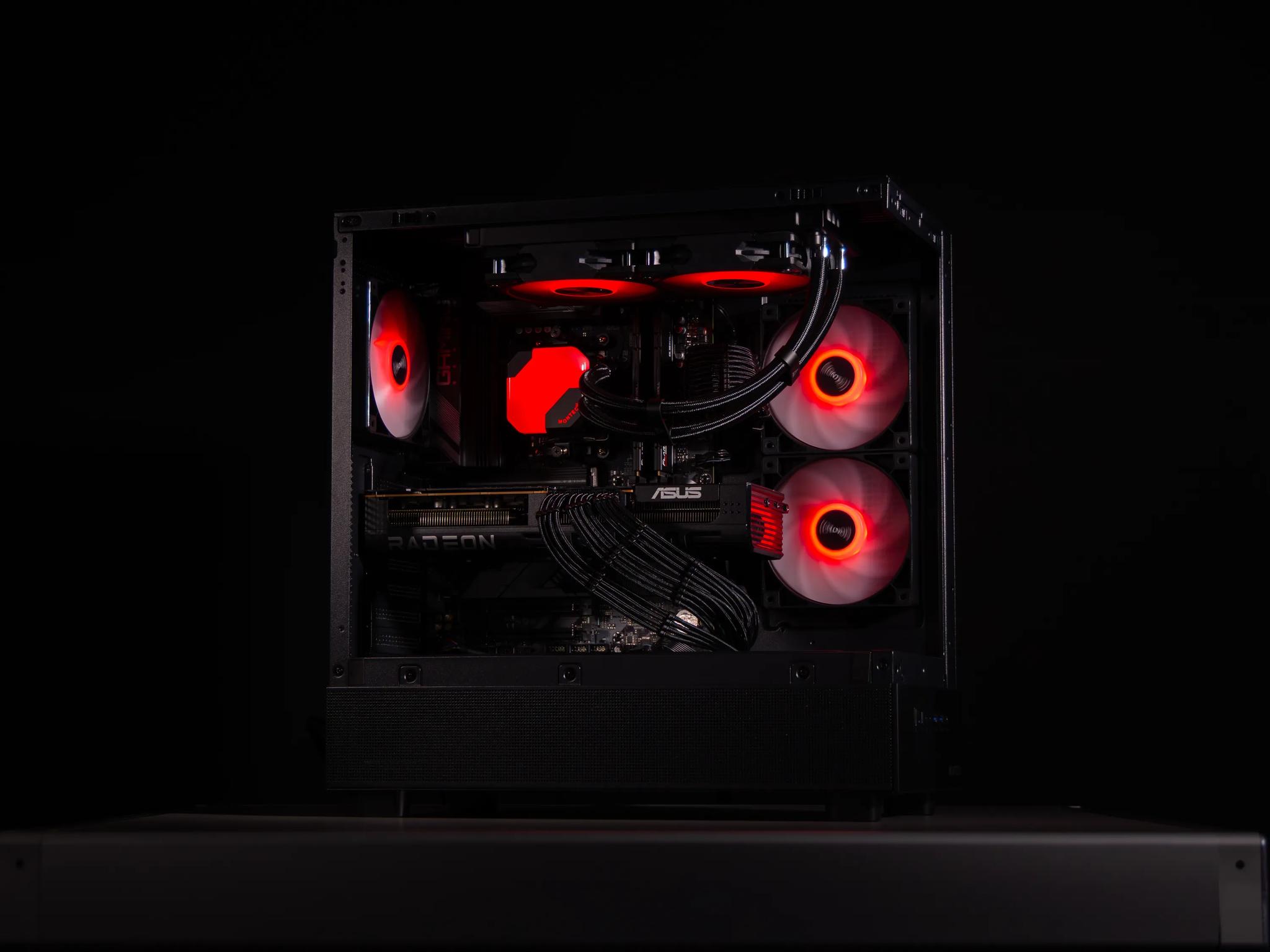 💥 Blitz 💥  RX 9070 XT / AMD R7 9700X / 1TB NVME / 32GB DDR5 RAM / 240 AIO / Windows 11 Pro