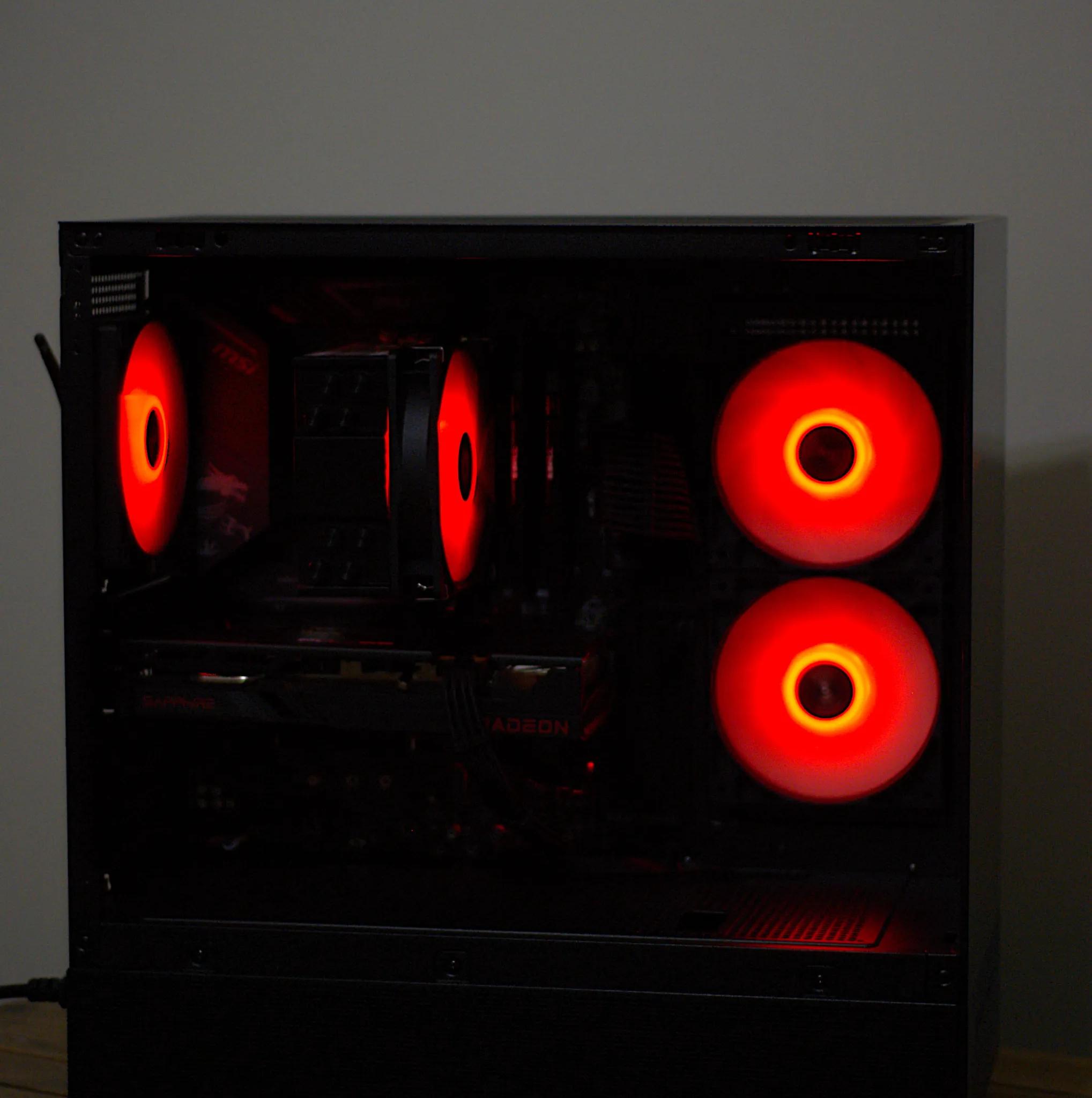 Custom 1080p Gaming PC! RX 6600xt | 5 5500 | 16gb DDR4 | 1tb