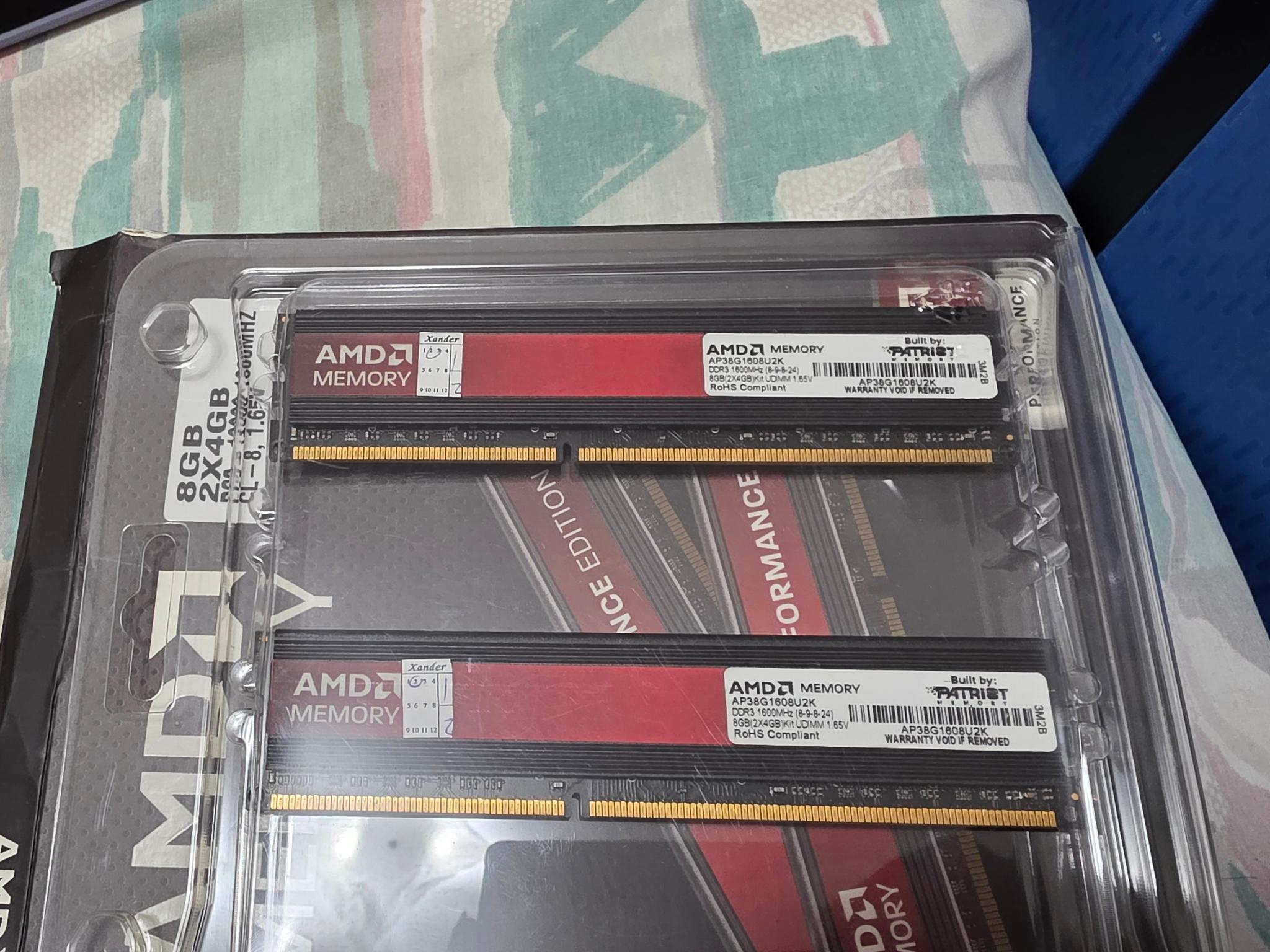 AMD Memory 8GB (2x4GB) DDR3-1600 Kit AP38G1608U2K