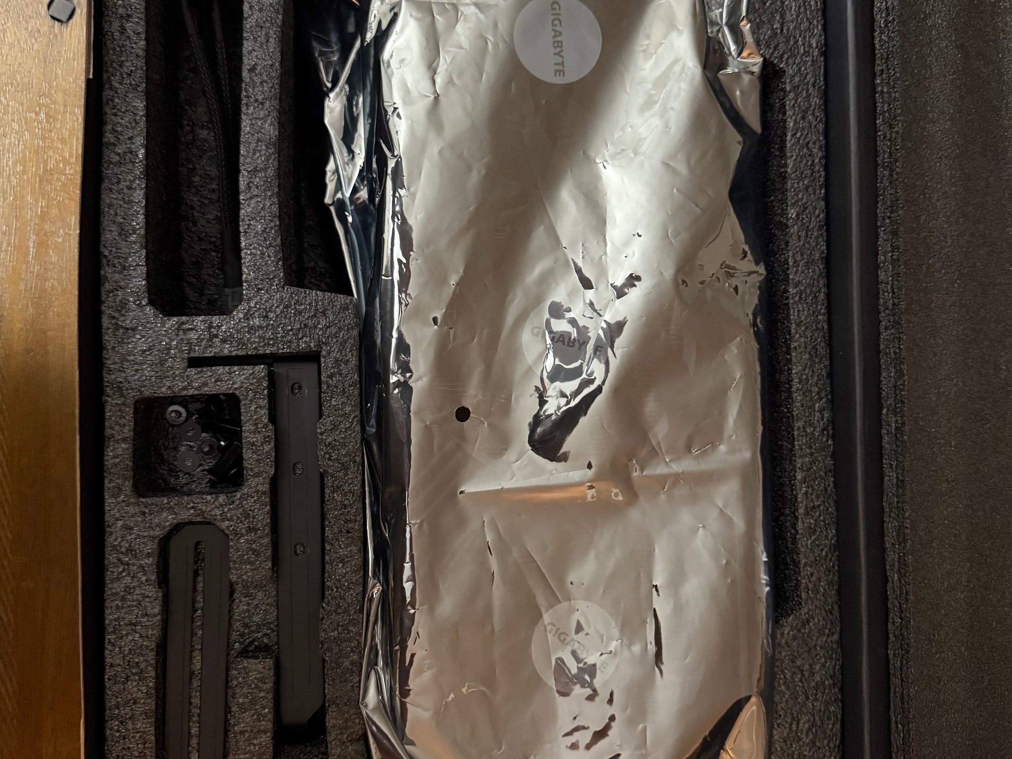 Gigabyte GAMING OC GeForce RTX 4080 SUPER