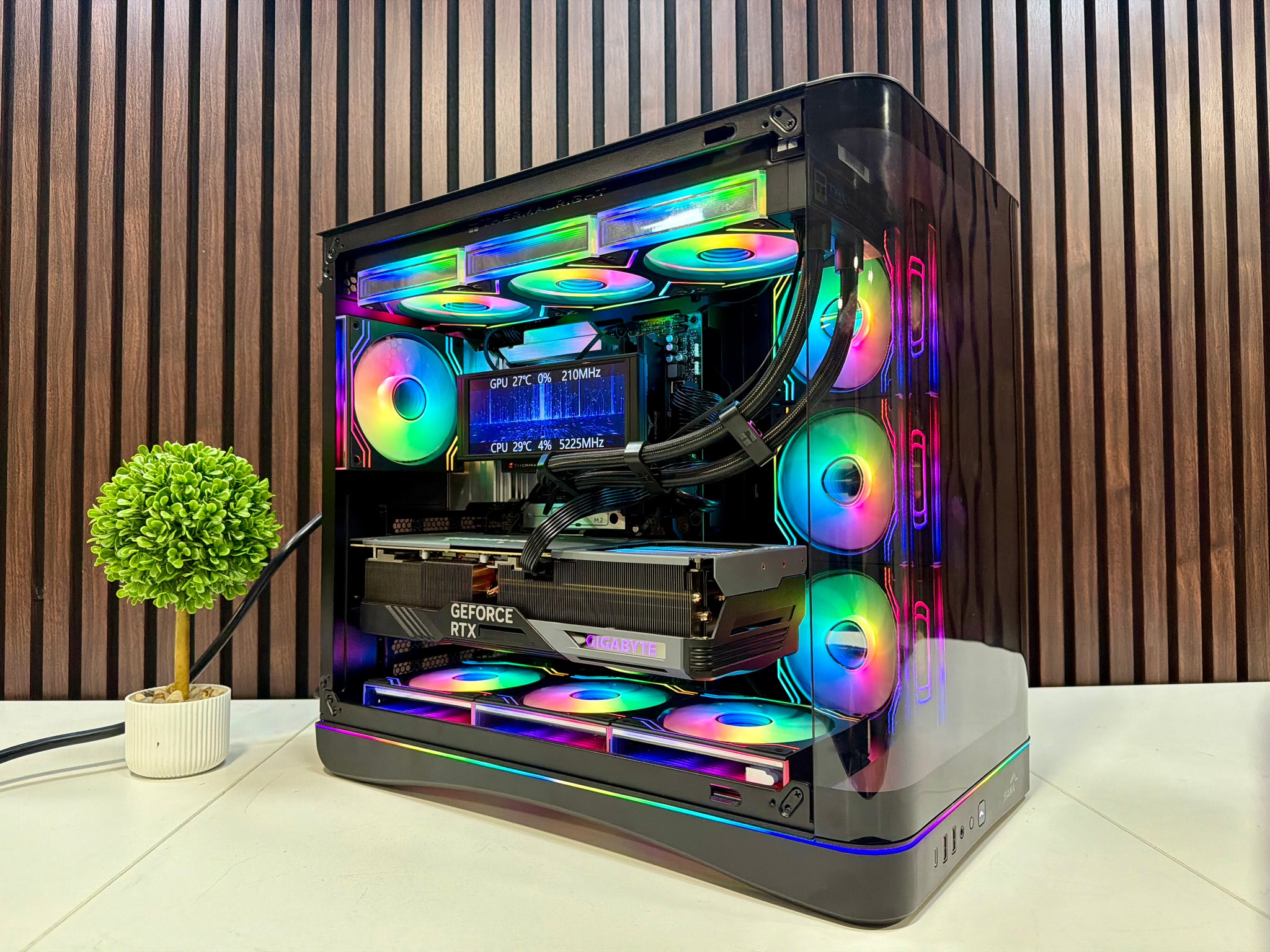 RTX 4080 | Ryzen 9800X3D | 32GB DDR5 | 2TB M.2 | 1000 Watt Gold PSU | LCD AIO