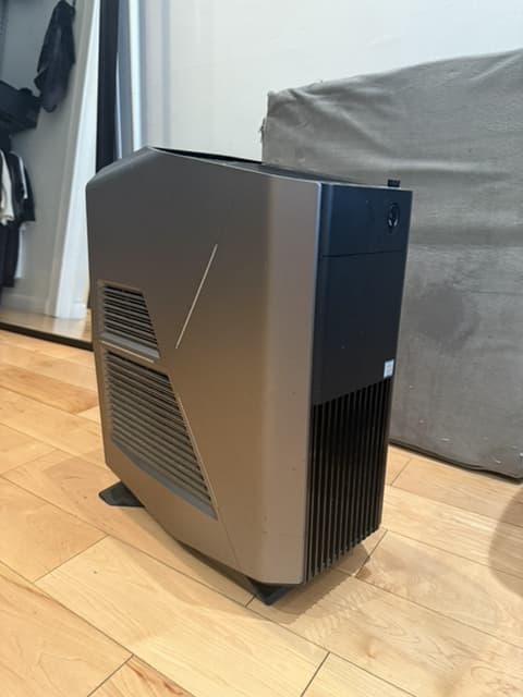 Dell Alienware Aurora R7 Gaming Desktop PC Intel Core i7 16GB RAM 1TB HDD
