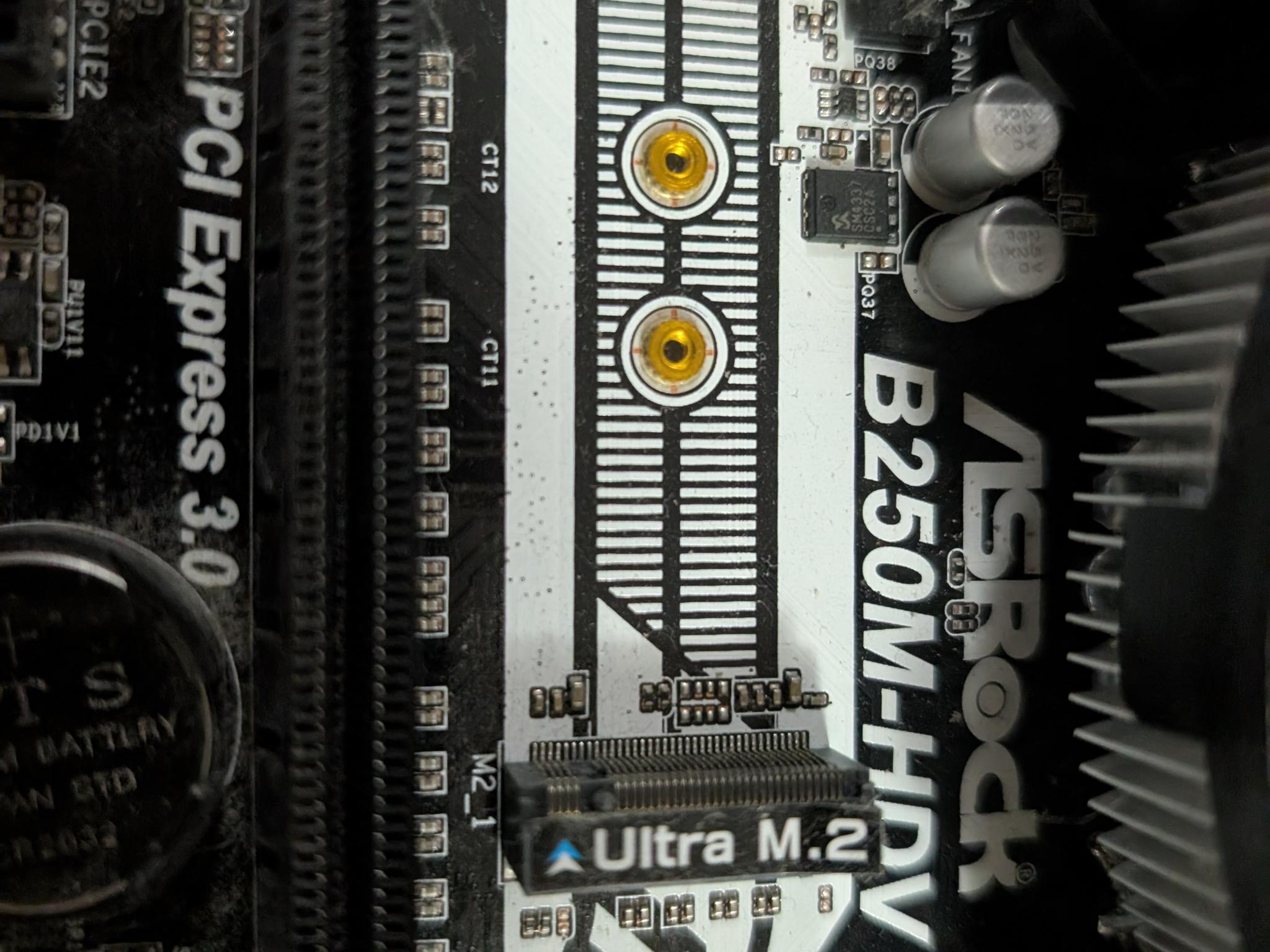 AsRock B250 + Intel Core i7 7700 + Nvidia GTX 1060 3GB