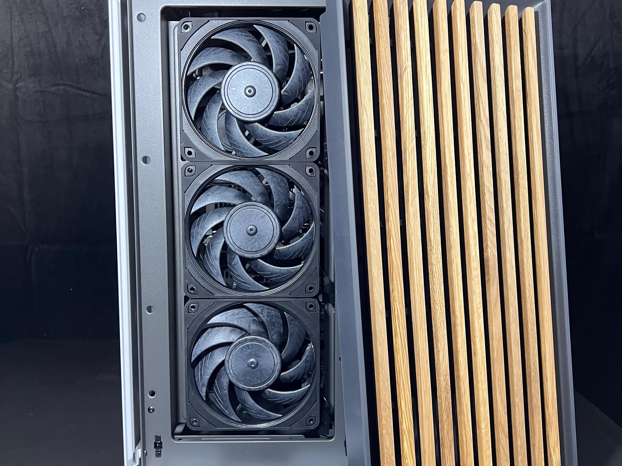🦣 Fractal Design NORTH 🐧 | 5800X3D | RTX 3080 12GB LHR