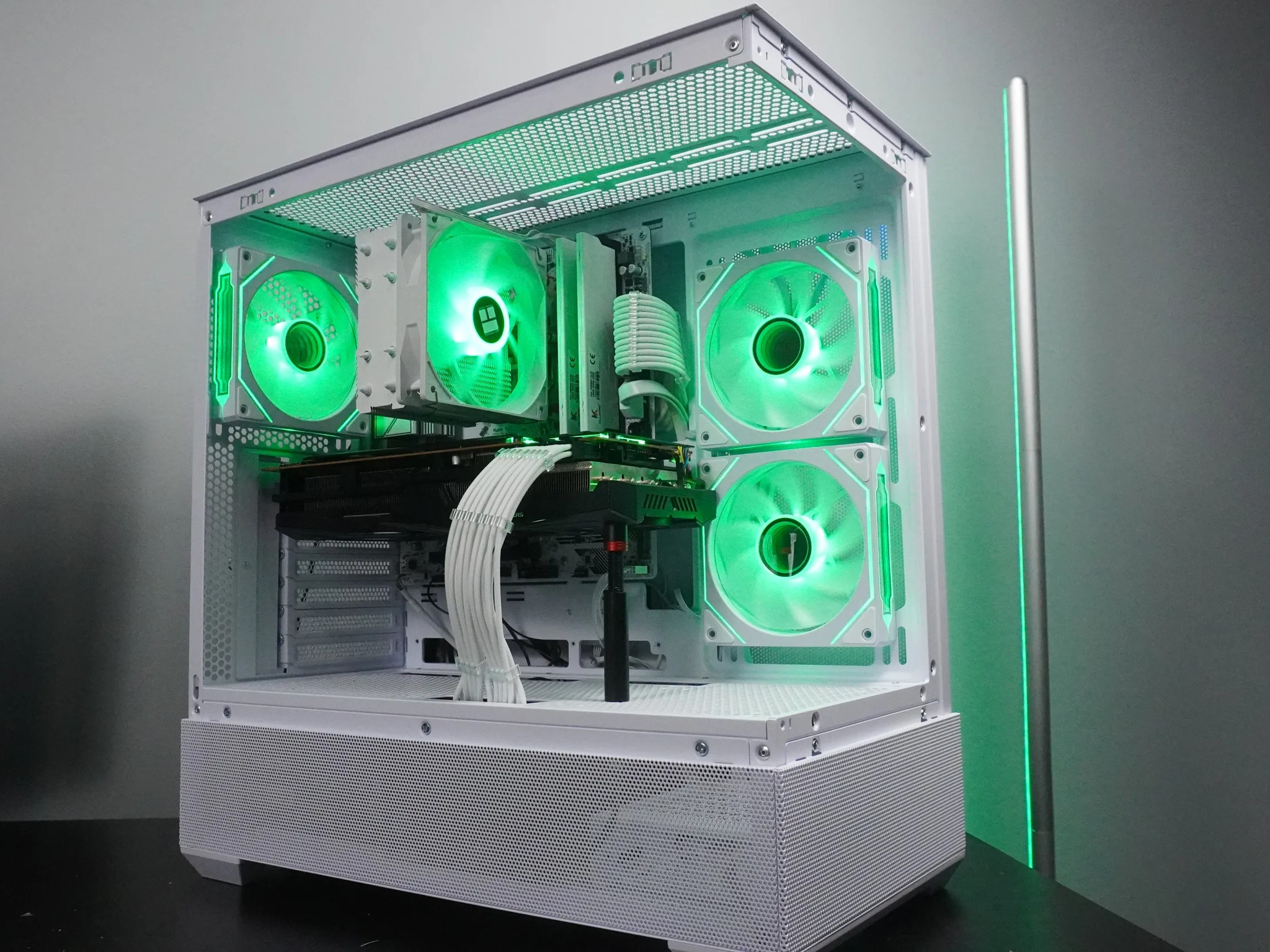 🤍AESTHETIC🤍 1440p/1080p PRICE to PERFORMANCE 💪🧡RX 5700XT 🧡Ryzen 5 5600 | 1TB NVME | 32GB | WIFI