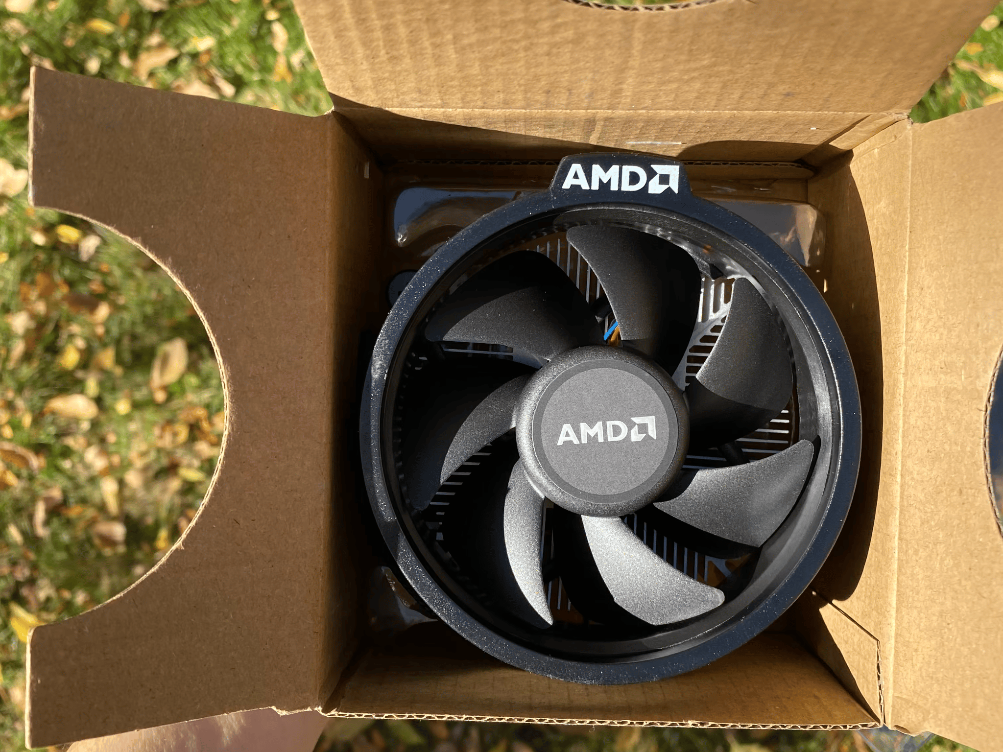 BNIB AMD AM4 Wraith Stealth Ryzen Socket Cooler Heatsink Fan