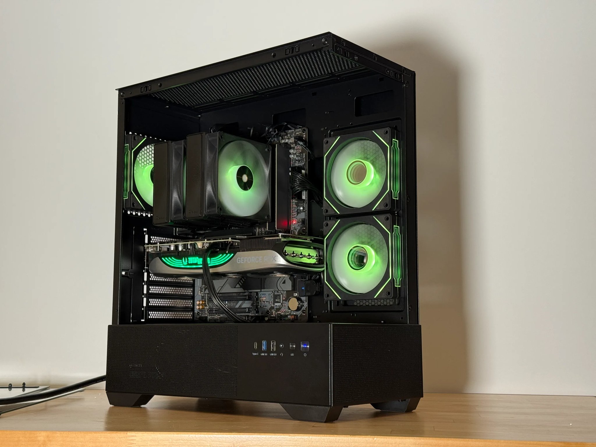 Ryzen 5 9600x RTX 4070ti Gaming PC