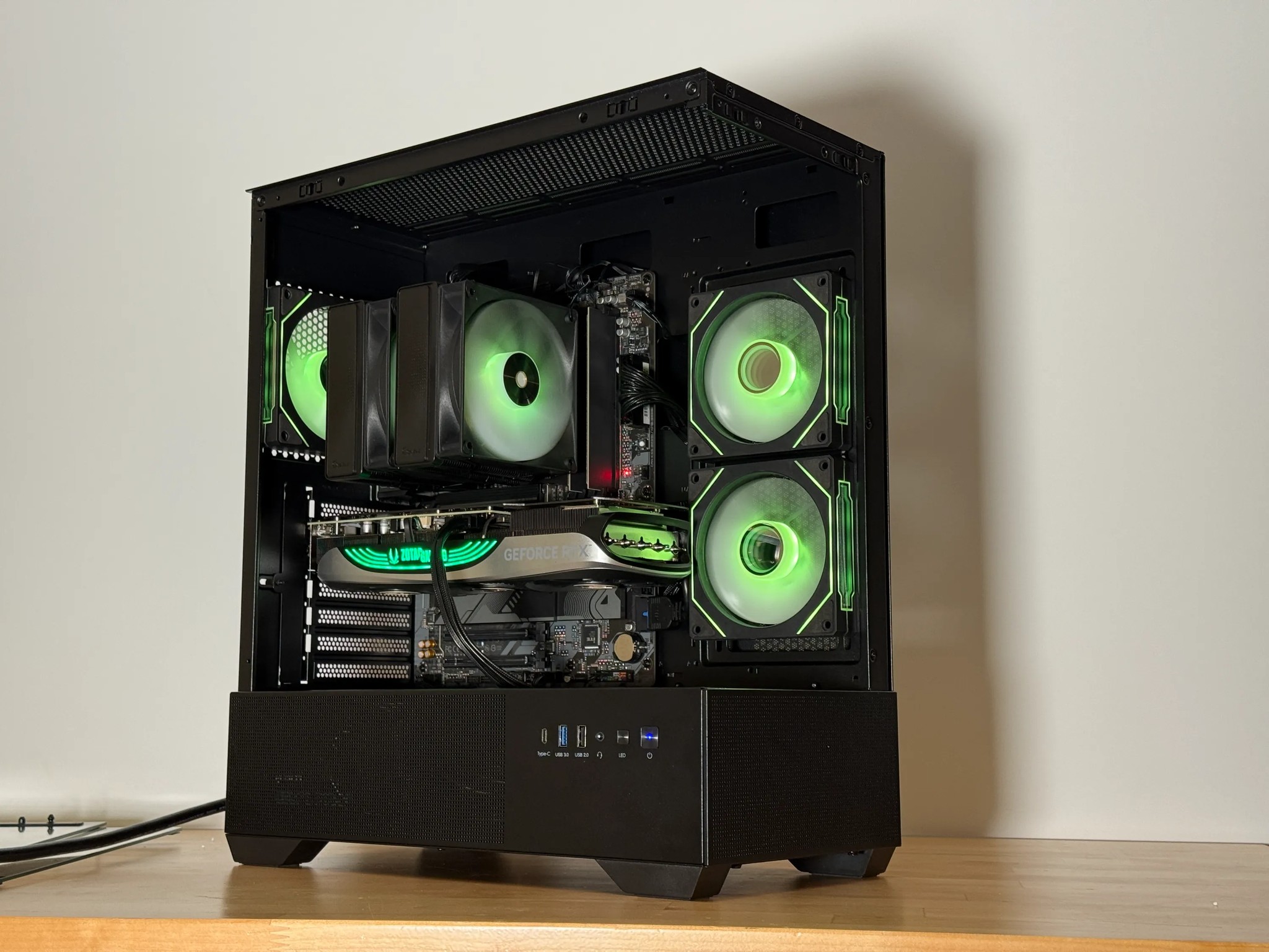 Ryzen 5 9600x RTX 4070ti Gaming PC