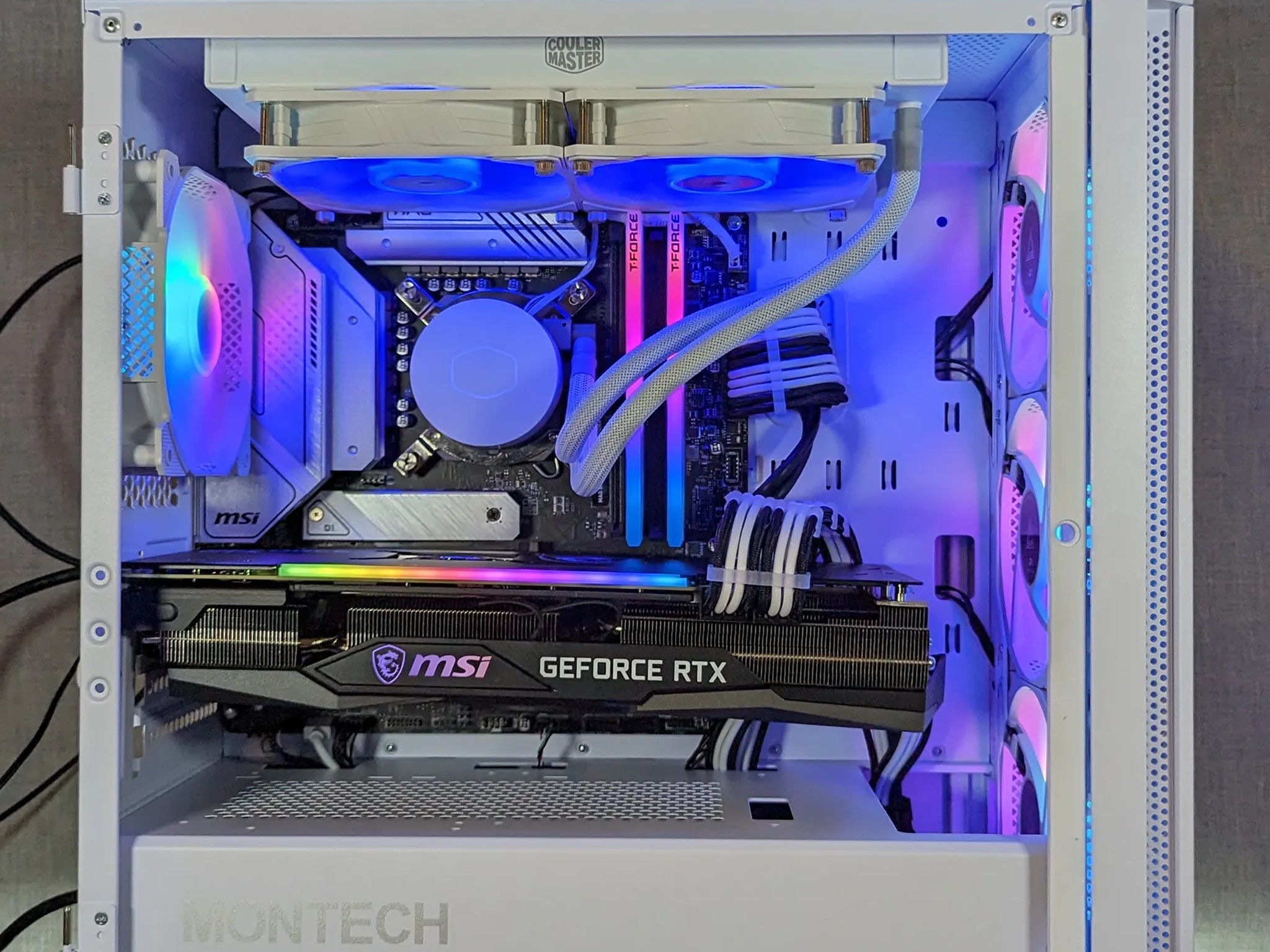 RTX 3070ti // i5 12600K // 16GB 3600Mhz DDR4 // 1TB Gen4 NVMe // WiFi