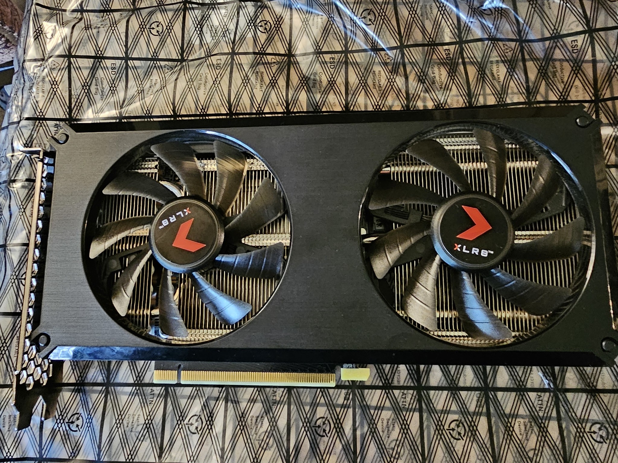PNY GeForce RTX™ 3060 12GB XLR8 Gaming REVEL EPIC-X RGB™ Dual Fan Graphics Card