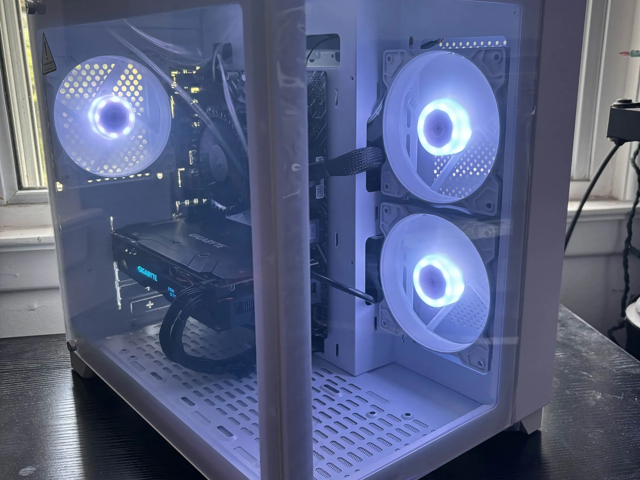 GAMING PC i5 12TH GEN RADEON RX 570 RGB Lighting RGB Fans Computer