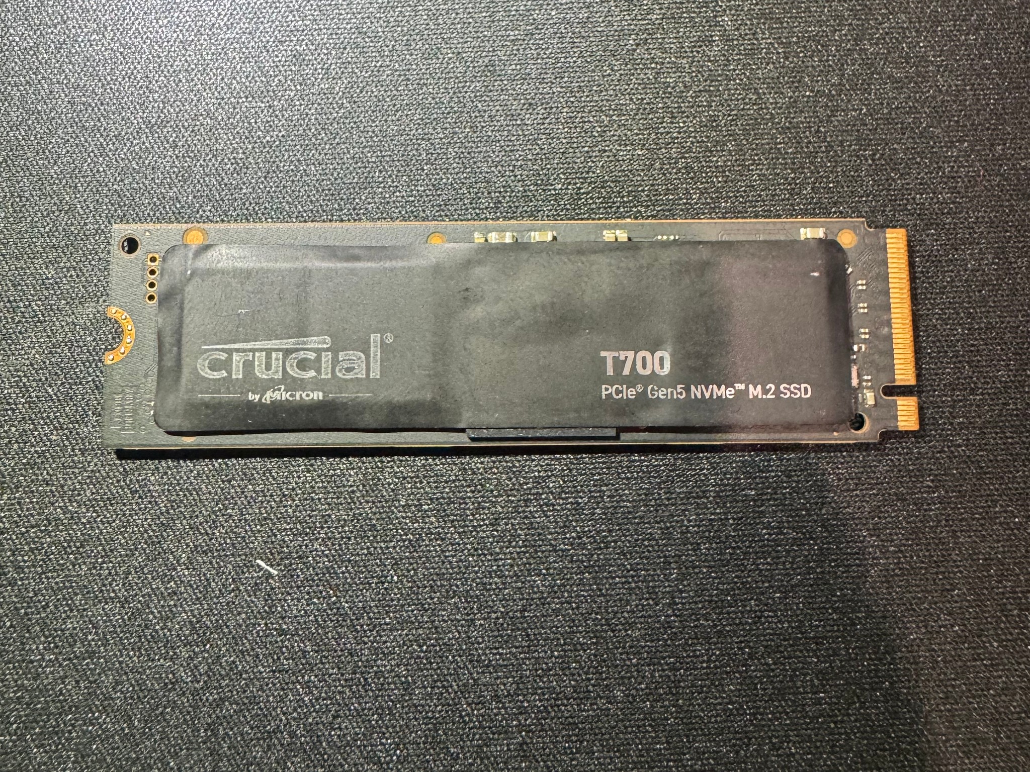 Crucial T700 4TB PCIe Gen5 NVMe M.2 SSD