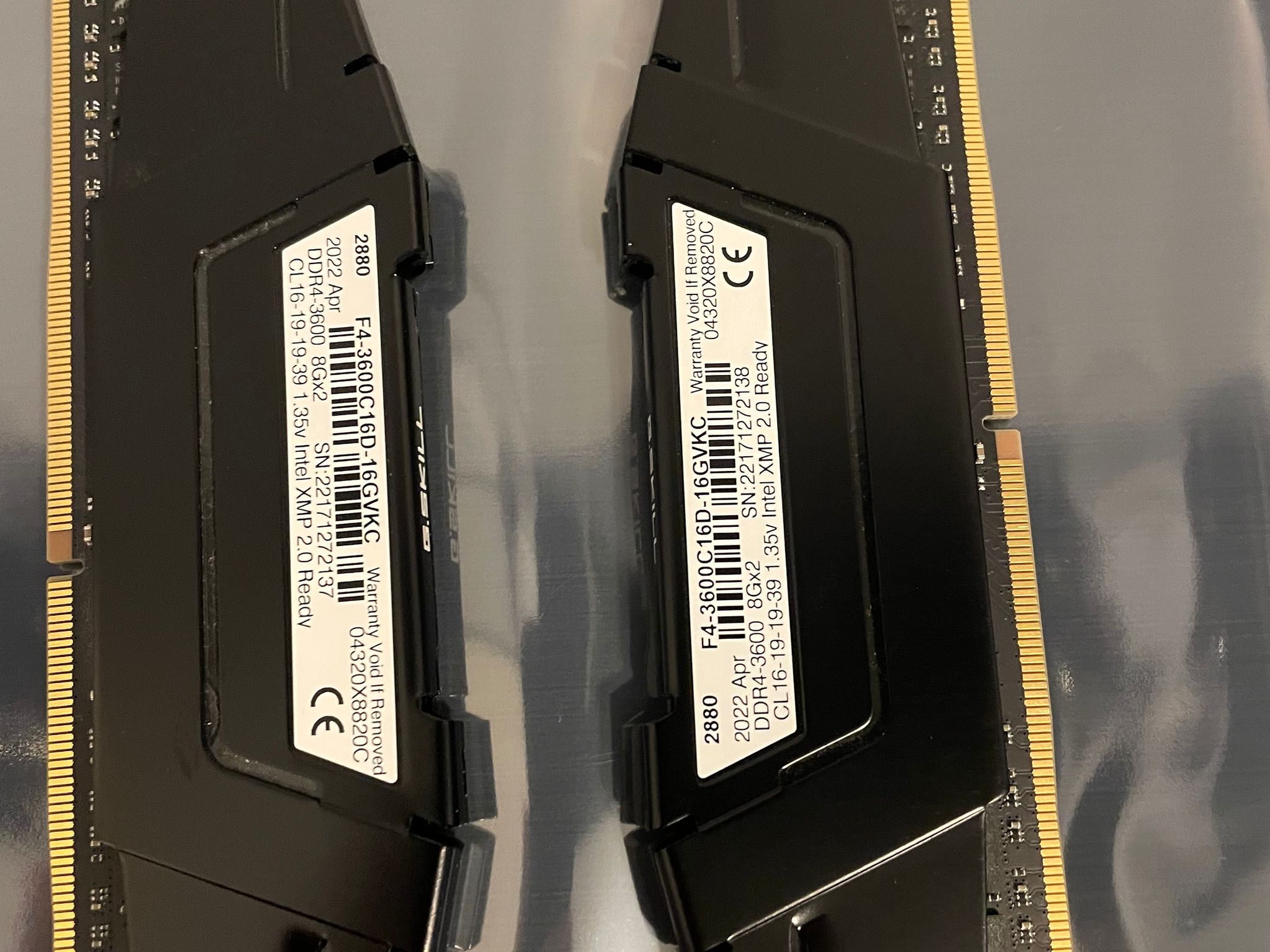 G.Skill RipJaws V Series 16GB (2 x 8GB) DDR4 3600 CL16-19-19-39 F4-3600C16D-16GVKC