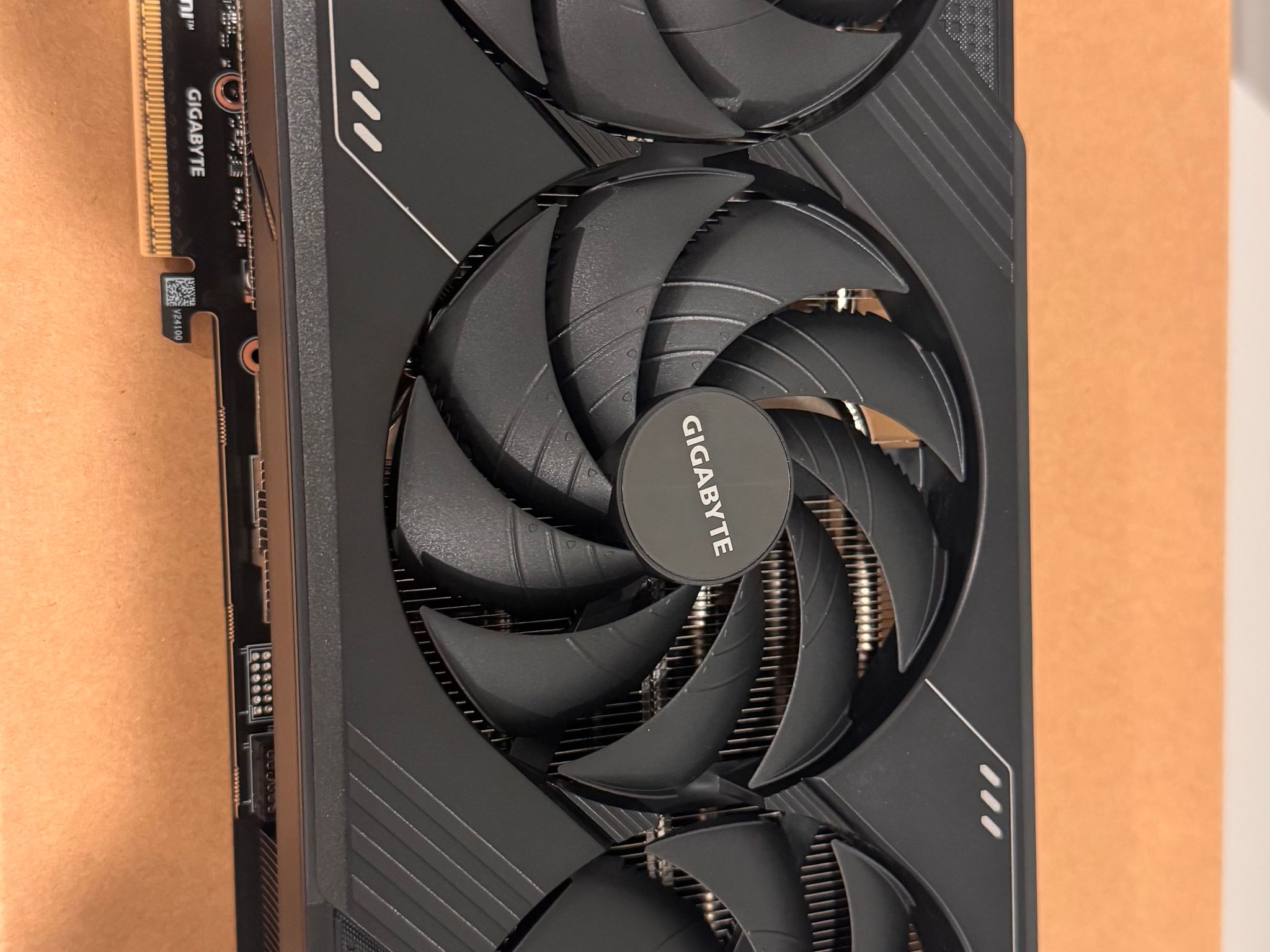 GIGABYTE GeForce RTX 5090 WINDFORCE OC 32G