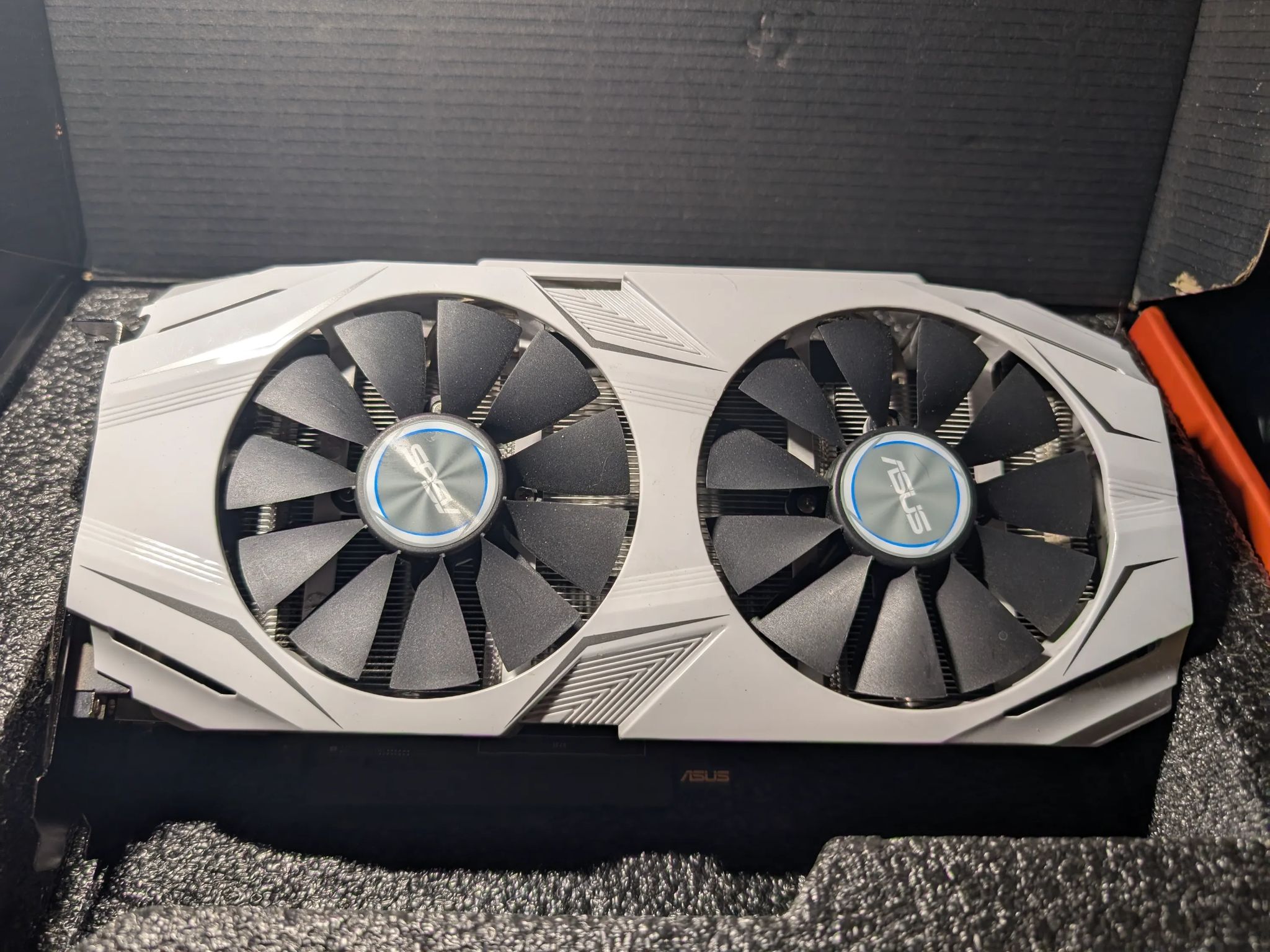 ASUS DUAL NVIDIA GTX 1060 3gb