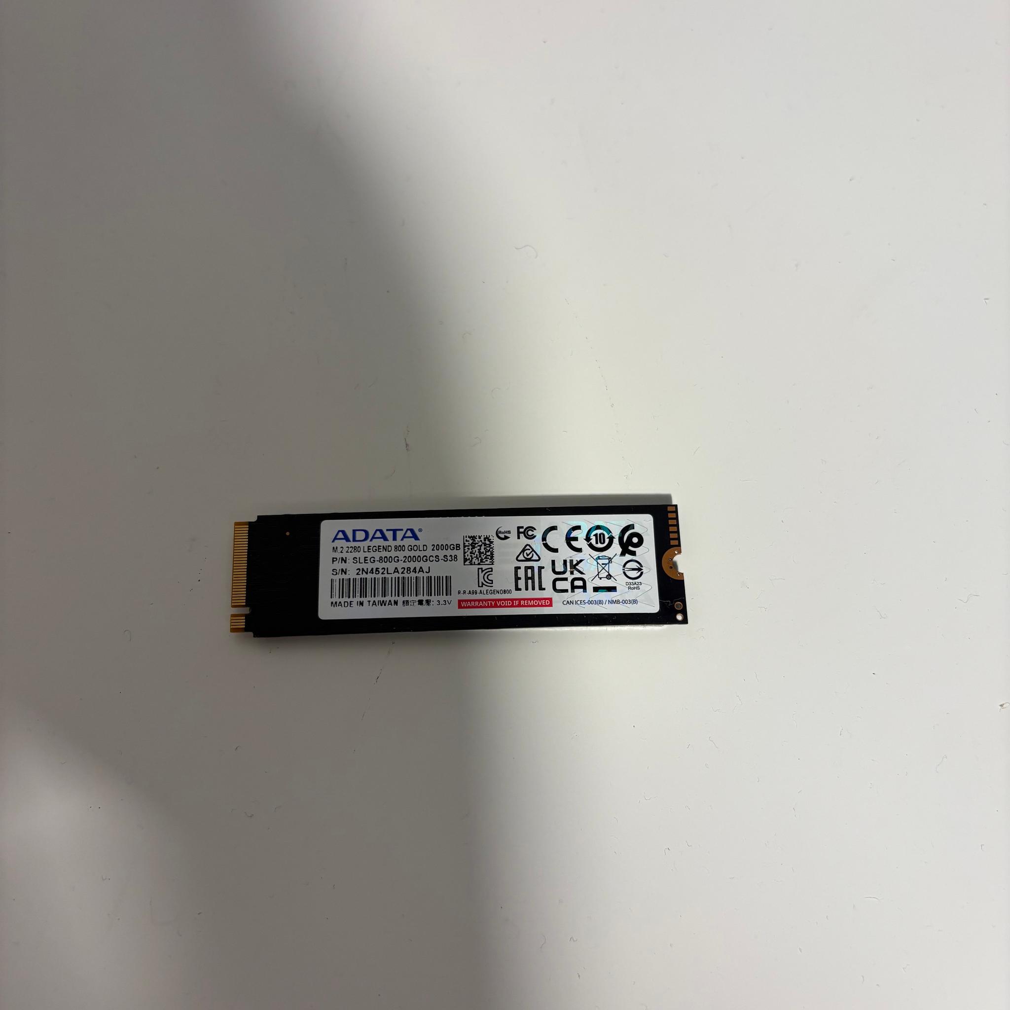ADATA LEGEND 800 Gold 2TB PCIe 4.0x4 M.2 SSD