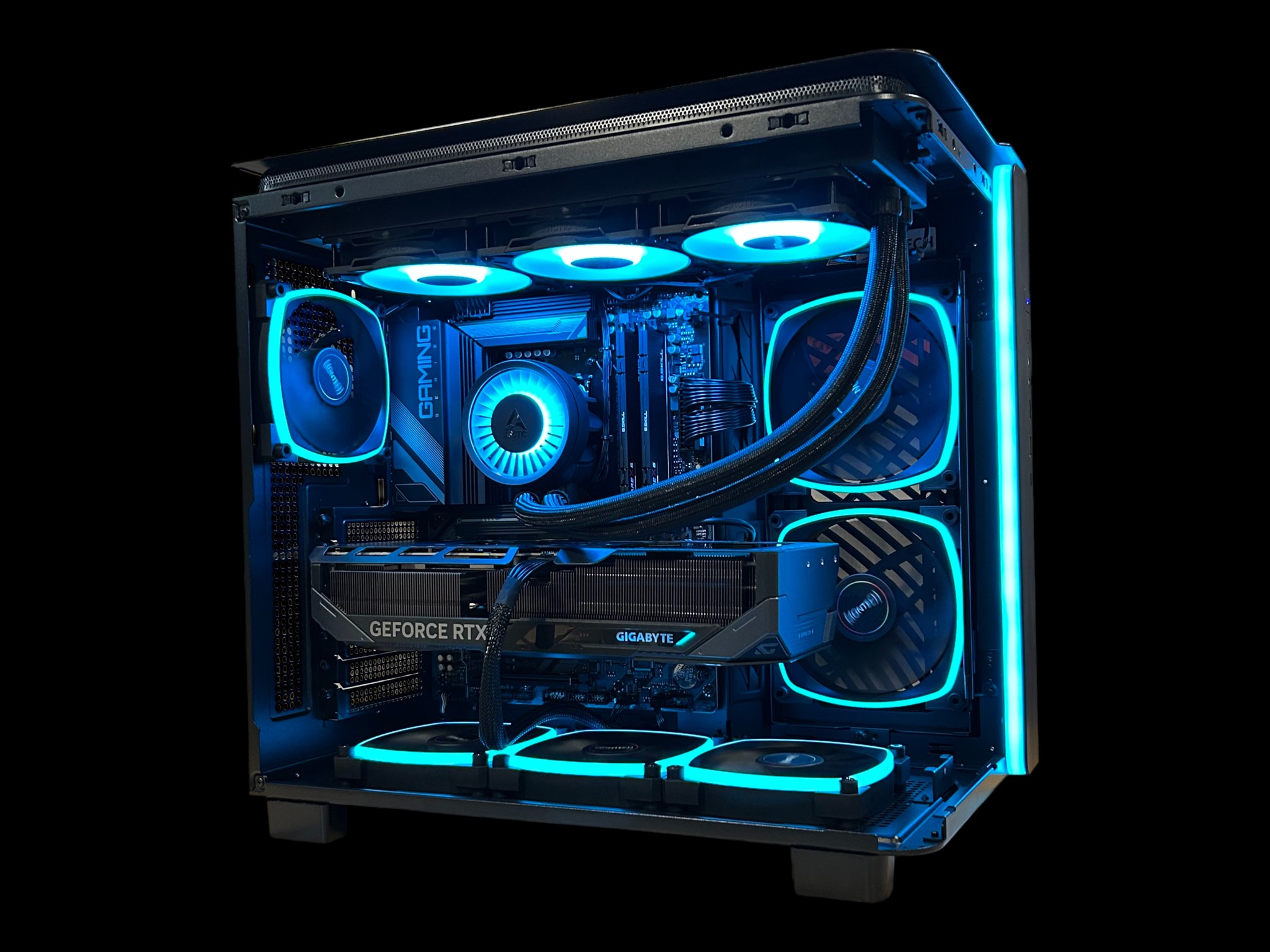 RTX 5080 | Ryzen 7 9850X3D | 32GB DDR5 6200 | 2TB NVMe | The Commander RTX