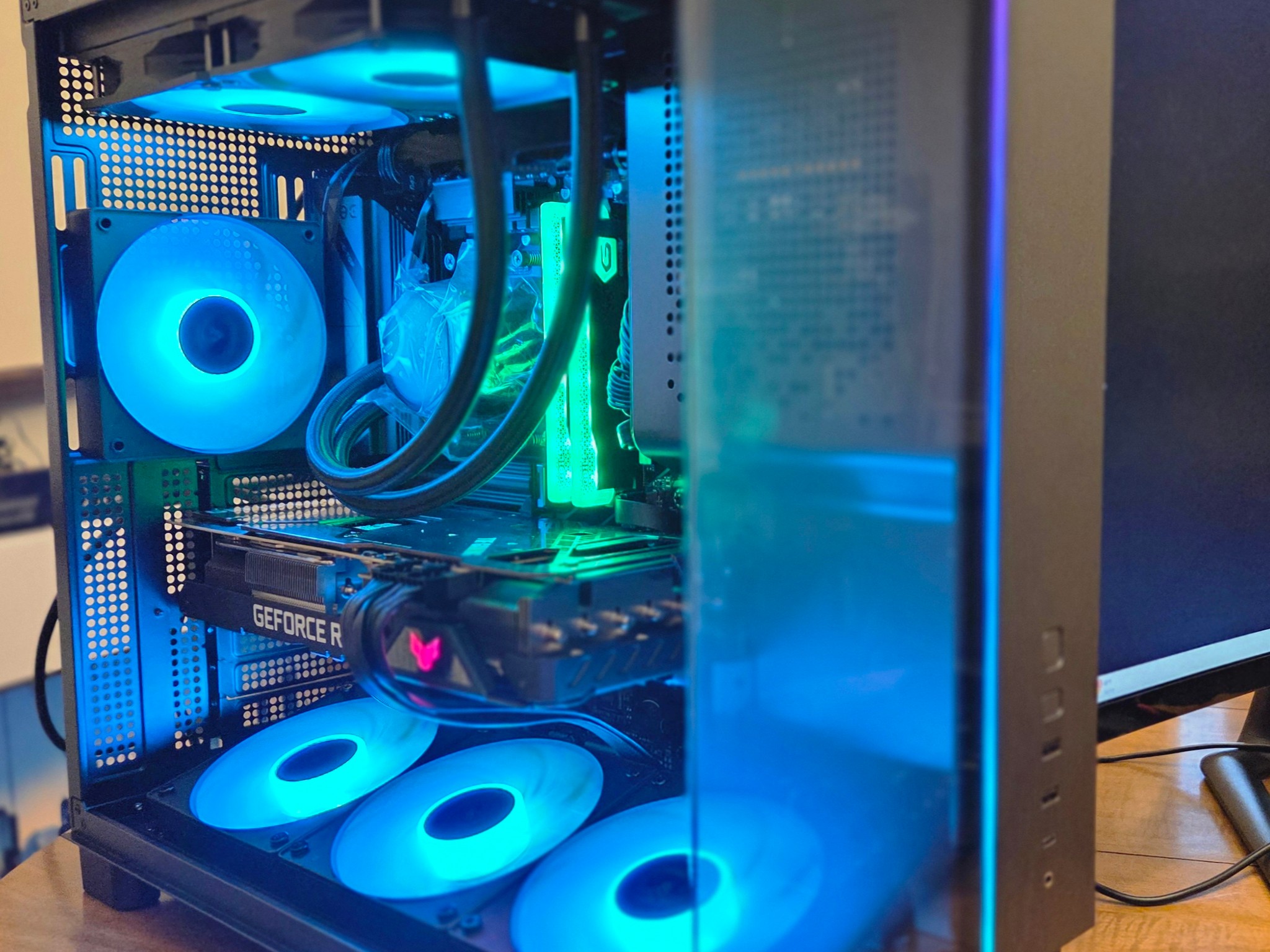 🎮Pro Gamer🎮AMD Ryzen 5 9600x | RTX 3080 10GB | 32GB DDR5 5200mhz | 1TB NVMe Gen 5 | RGB Win11+Wifi