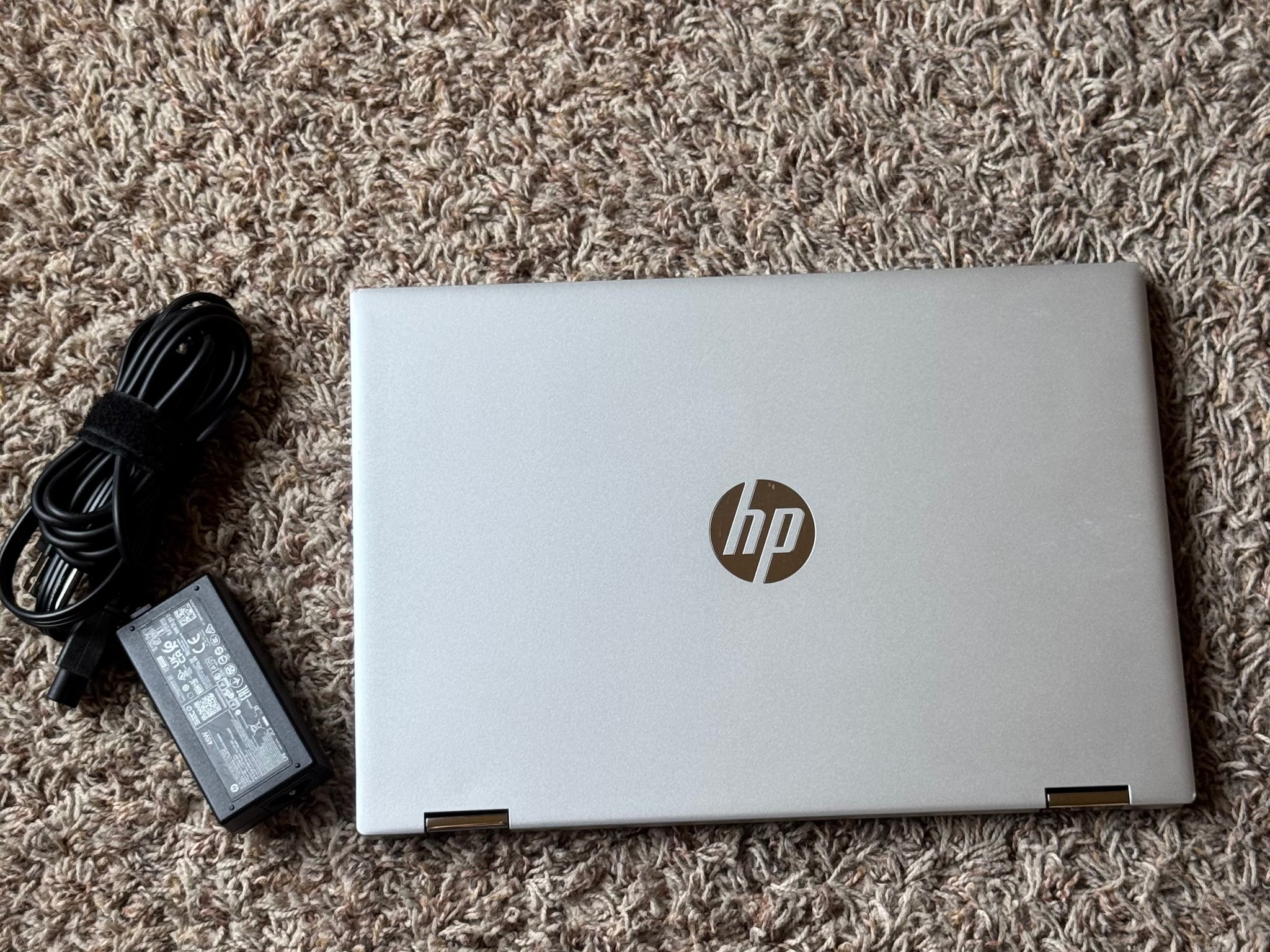 Hp pavilion x360 convertible 14 inch Intel i5 11th gen 8GB ddr4 ram, 256gb ssd storage, touch screen