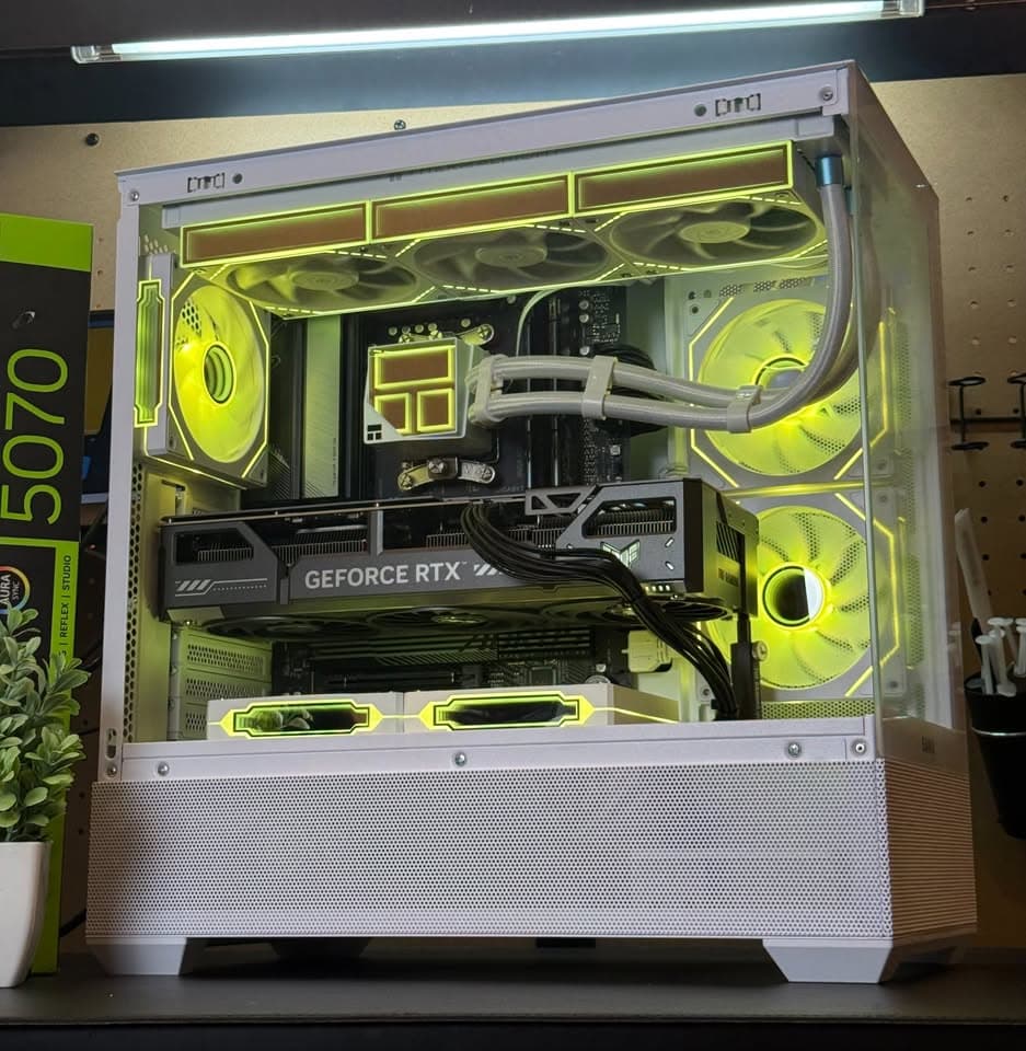 1440P / 4K Gaming PC | RTX 5070 | Ryzen 5 9600x | 32GB DDR5 RAM | 1TB | Windows 11