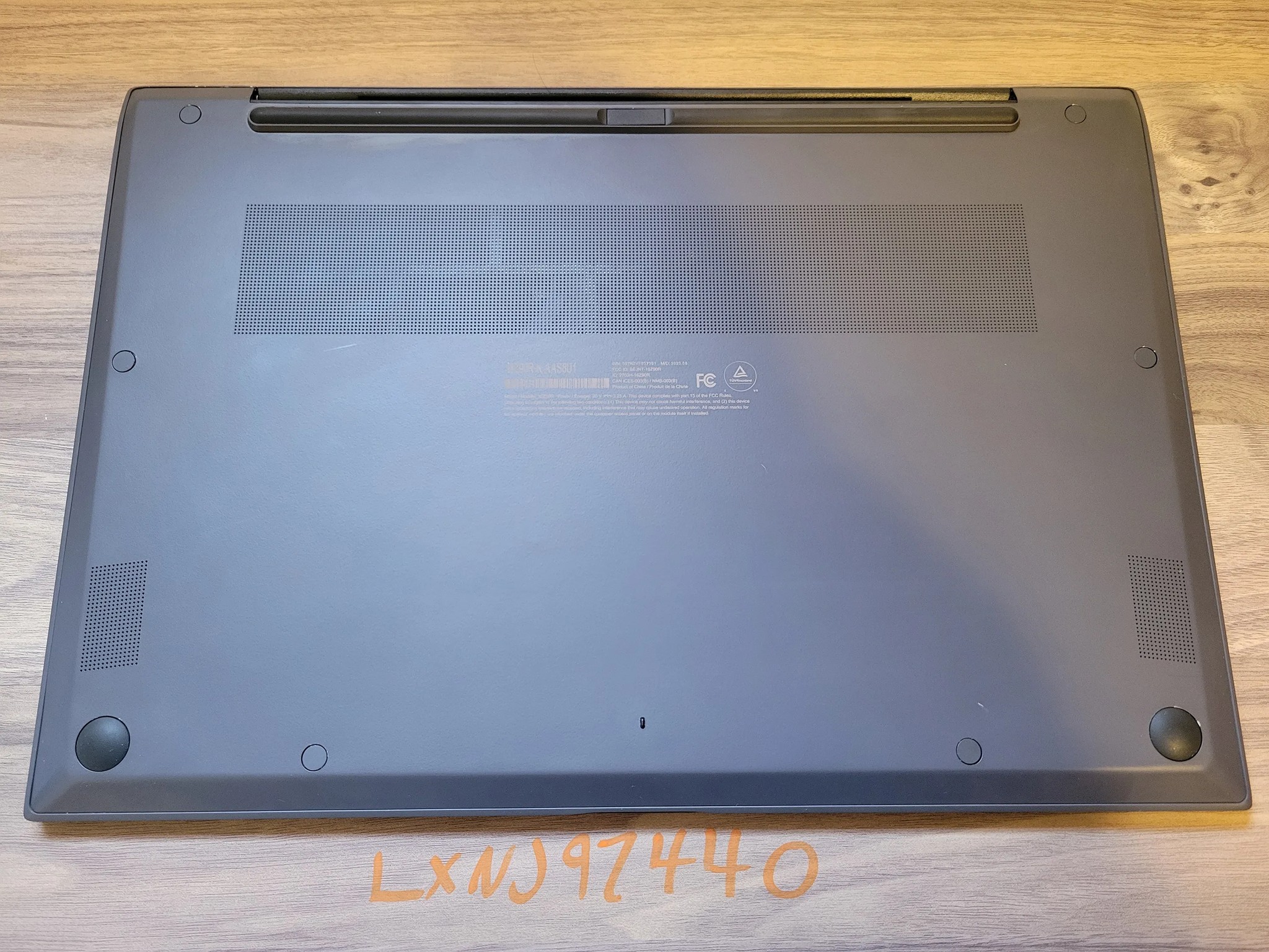 LG Gram Laptop Silver - 1Tb- Intel i7 13th Gen - 16Gb Ram