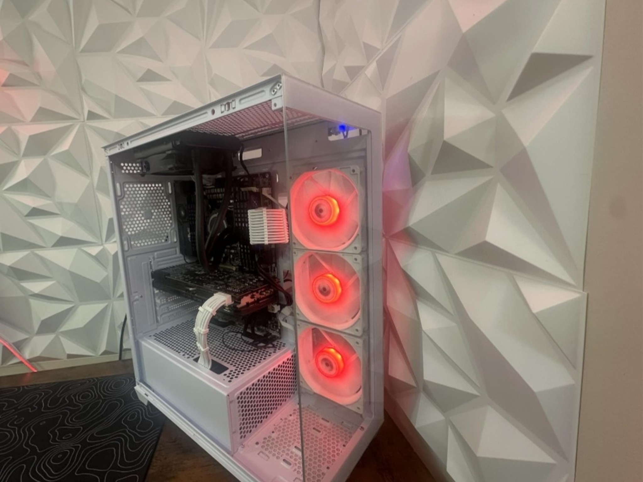 🤍🤍 All White Gaming Pc | i7 + GTX 980 | 32GB RAM | WIFI + BT |500GB SATA - 🤍🤍