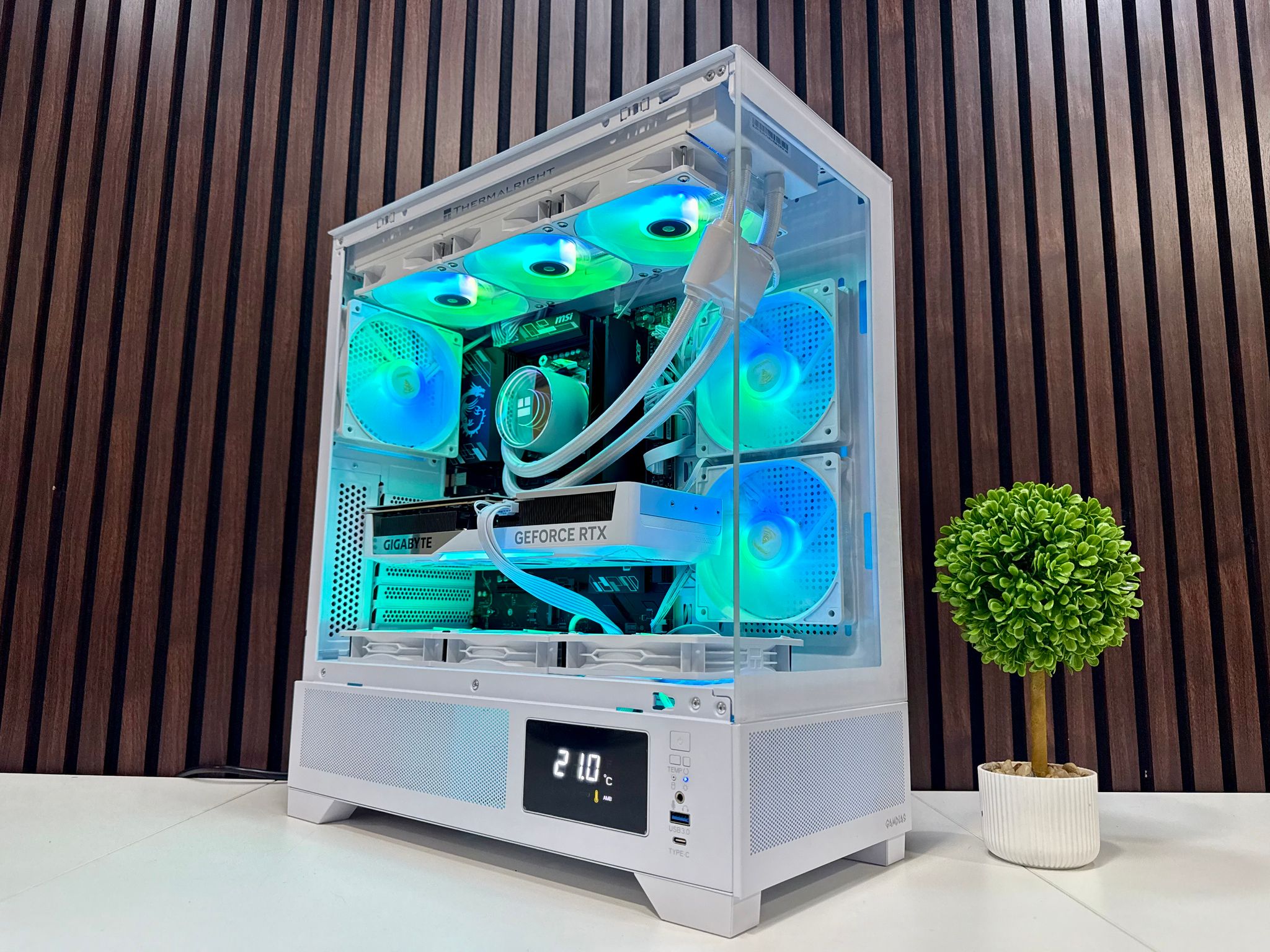 5070TI | Ryzen 7800X3D | 32GB DDR5 | 2TB M.2 | 850 W Gold PSU | ARGB Fans | Windows 11