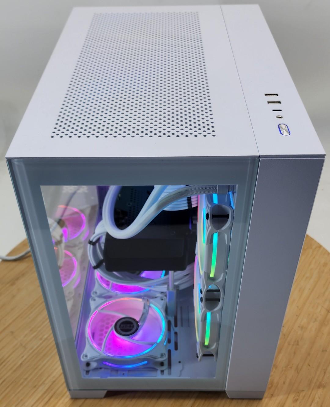 Gaming PC Ryzen 7 5700X 32GB RAM 1TB SSD RX 7700 XT 12GB Windows 11 Computer