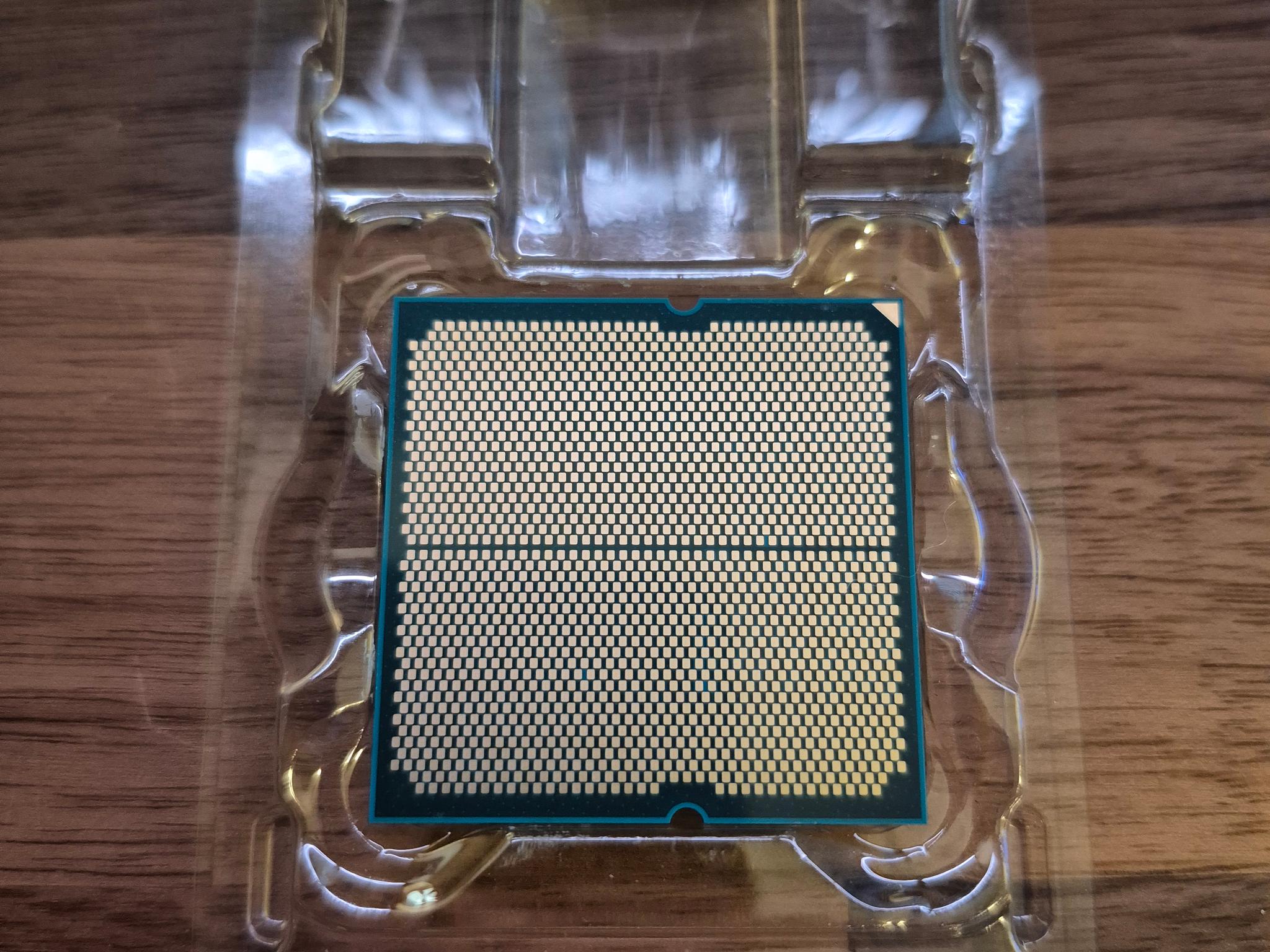 RYZEN 7 9800X3D