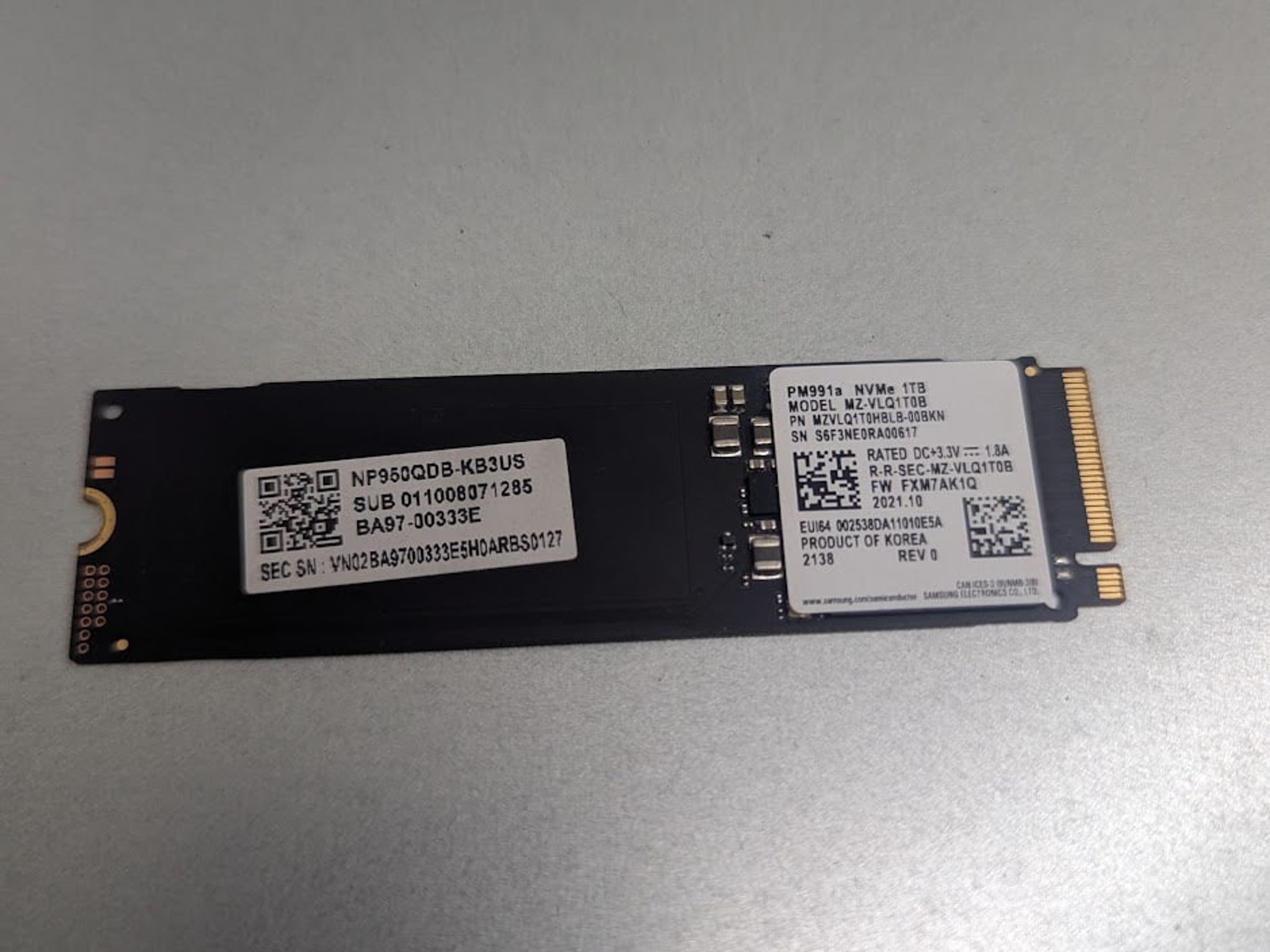 🌌 Samsung PM991a NVMe 1TB (MZ-VLQ1T0B)