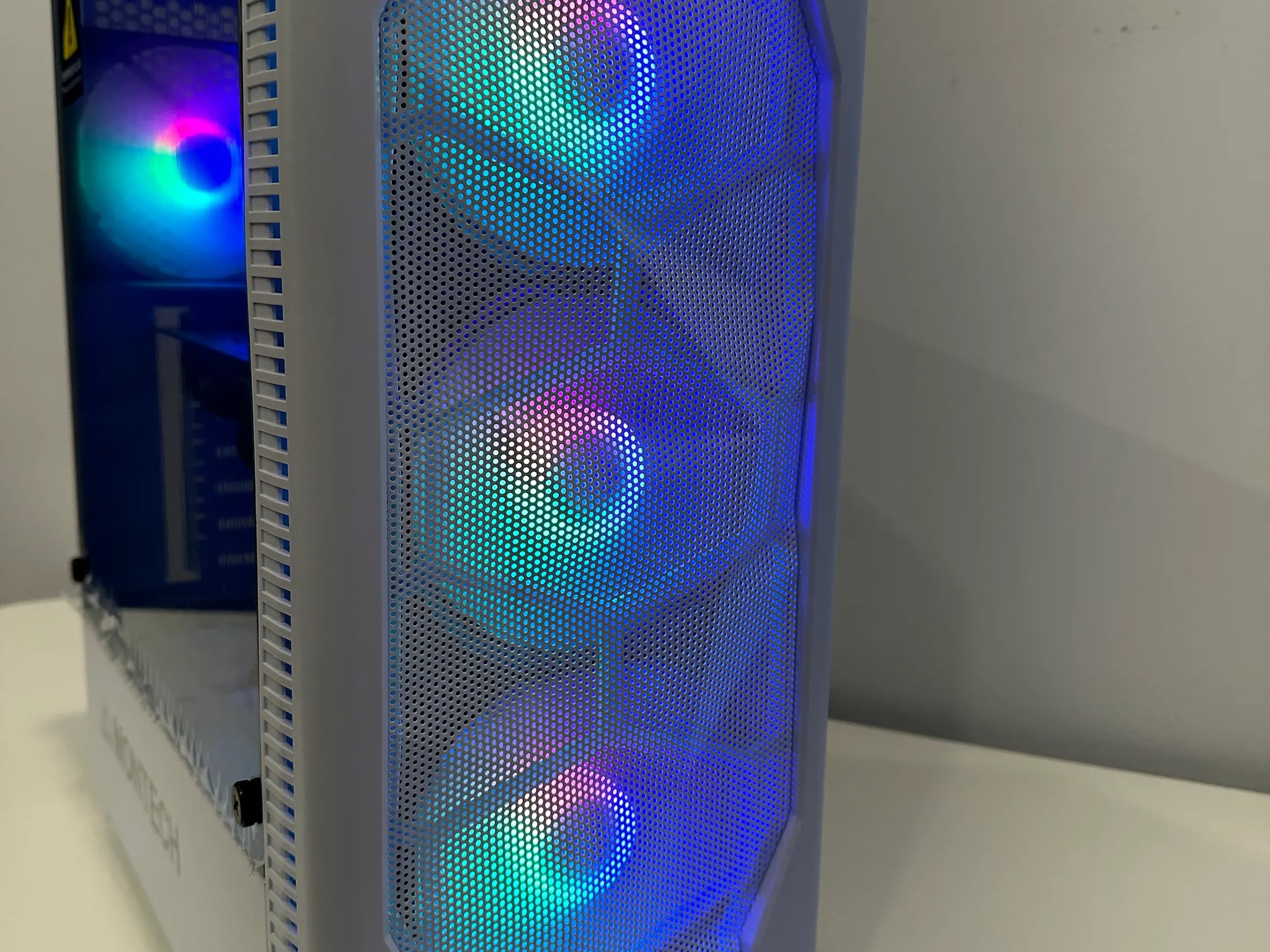 🎮🍭 Gaming PC🎮🍭 -MSI RX 580 ARMOR 4GB-AMD RYZEN Ryzen 3 3100 4/8 CT-16GB DDR4 RAM-512GB NVME