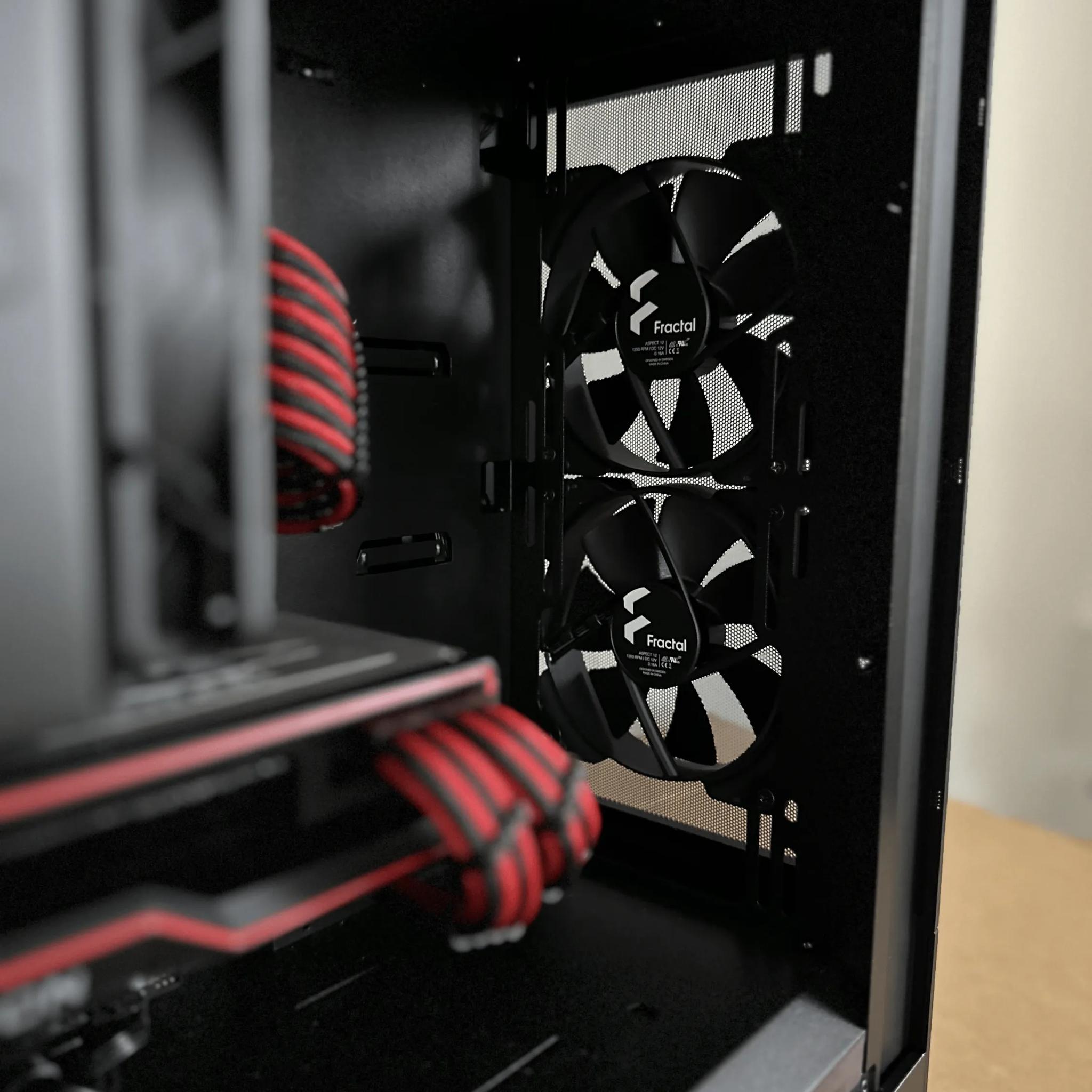 AMD Ryzen 5 5800X + 6800XT + 32GB RAM + 1TB SSD - BLACK AND RED