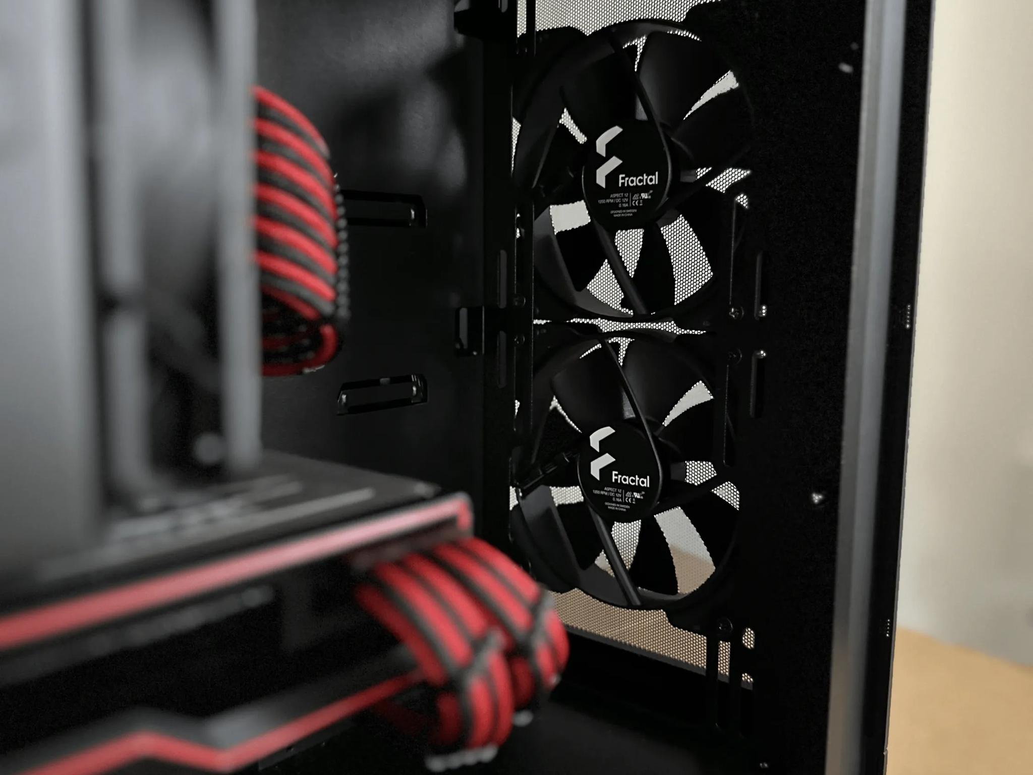 AMD Ryzen 5 5800X + 6800XT + 32GB RAM + 1TB SSD - BLACK AND RED