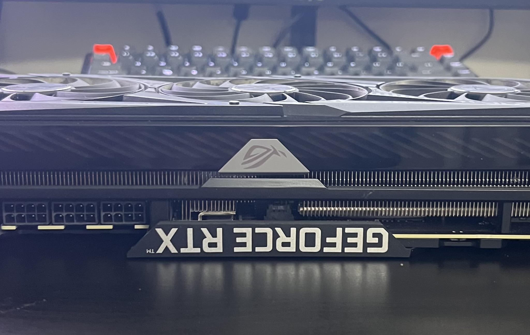 ASUS ROG Strix GeForce RTX 3080 OC 10GB GDDR6X